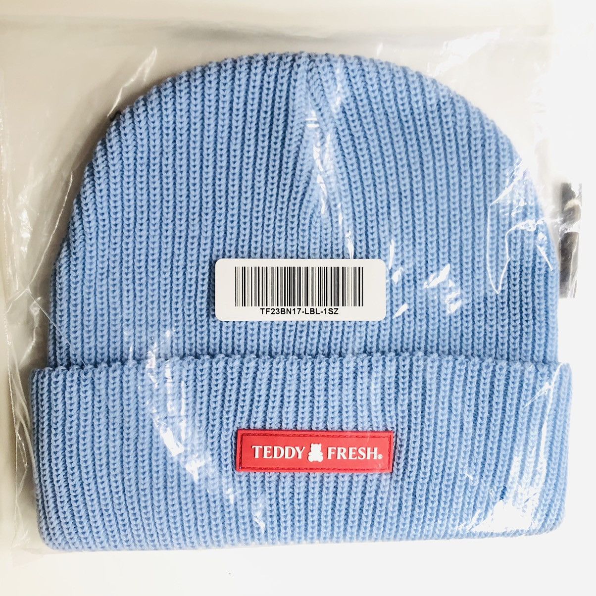 CLASSIC RUBBER PATCH BEANIE