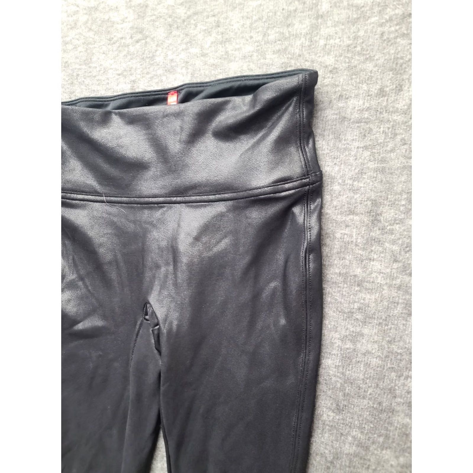 Spanx Spanx Moto Leggings Womens XS Slim Fit Tapered Leg High Rise Faux Leather Black Pant Leggings Slimming Shaping Stretch Ankle 27in Inseam Size 26" / US 2 / IT 38 - 6 Thumbnail