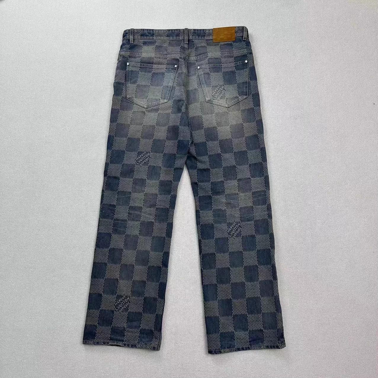 Louis Vuitton Louis Vuitton Monogram Distressed Denim Jeans 34 Size 34" / US 12 / IT 48 - 2 Thumbnail