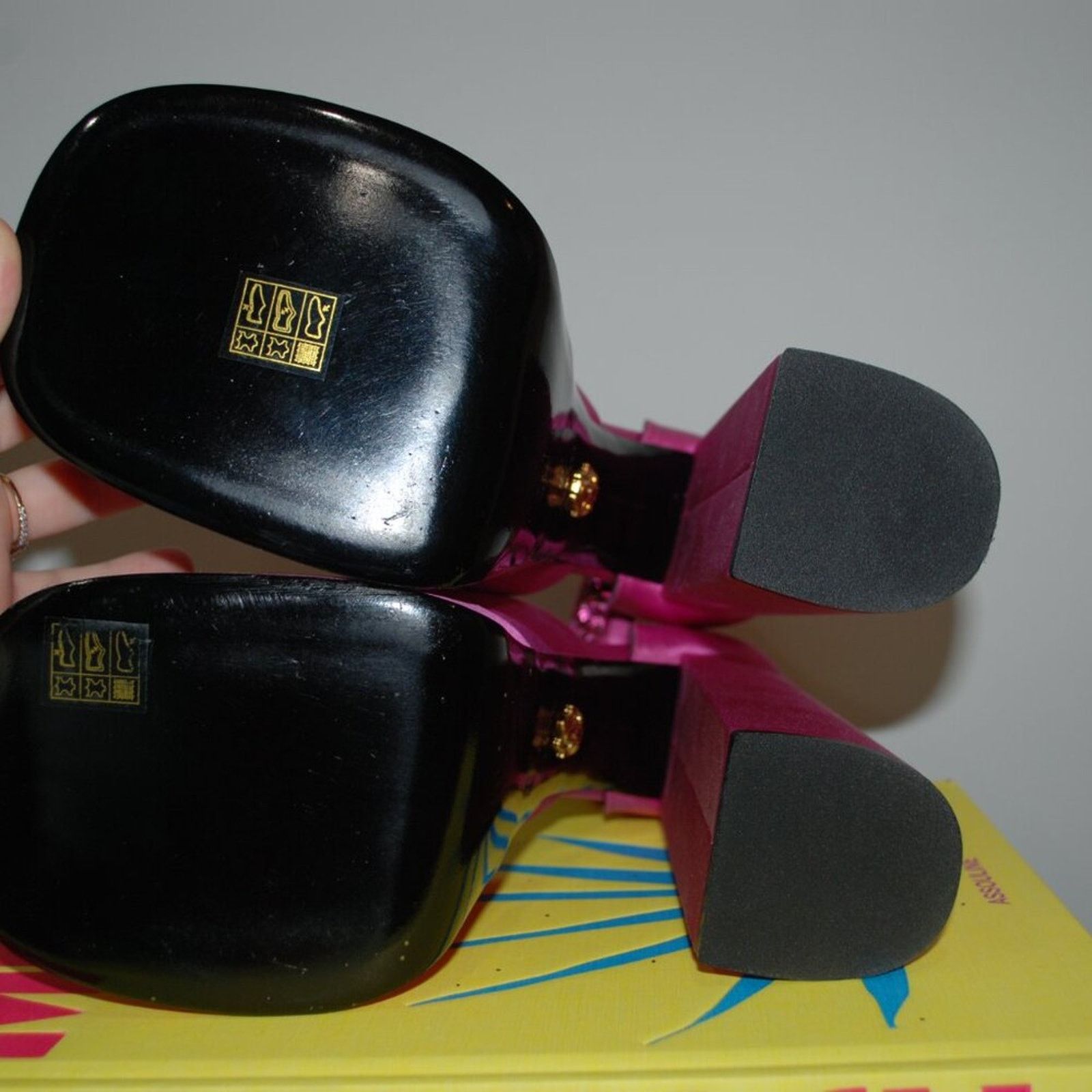 Versace Versace Medusa Head charm platform sandals IT40 Size US 10 / IT 40 - 10 Thumbnail
