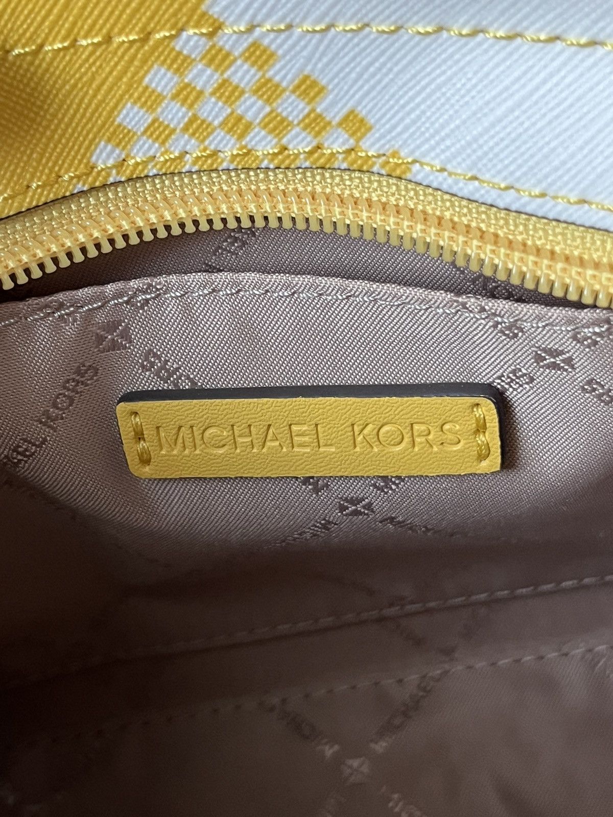 Michael Kors Michael Kors Purse Size ONE SIZE - 11 Thumbnail