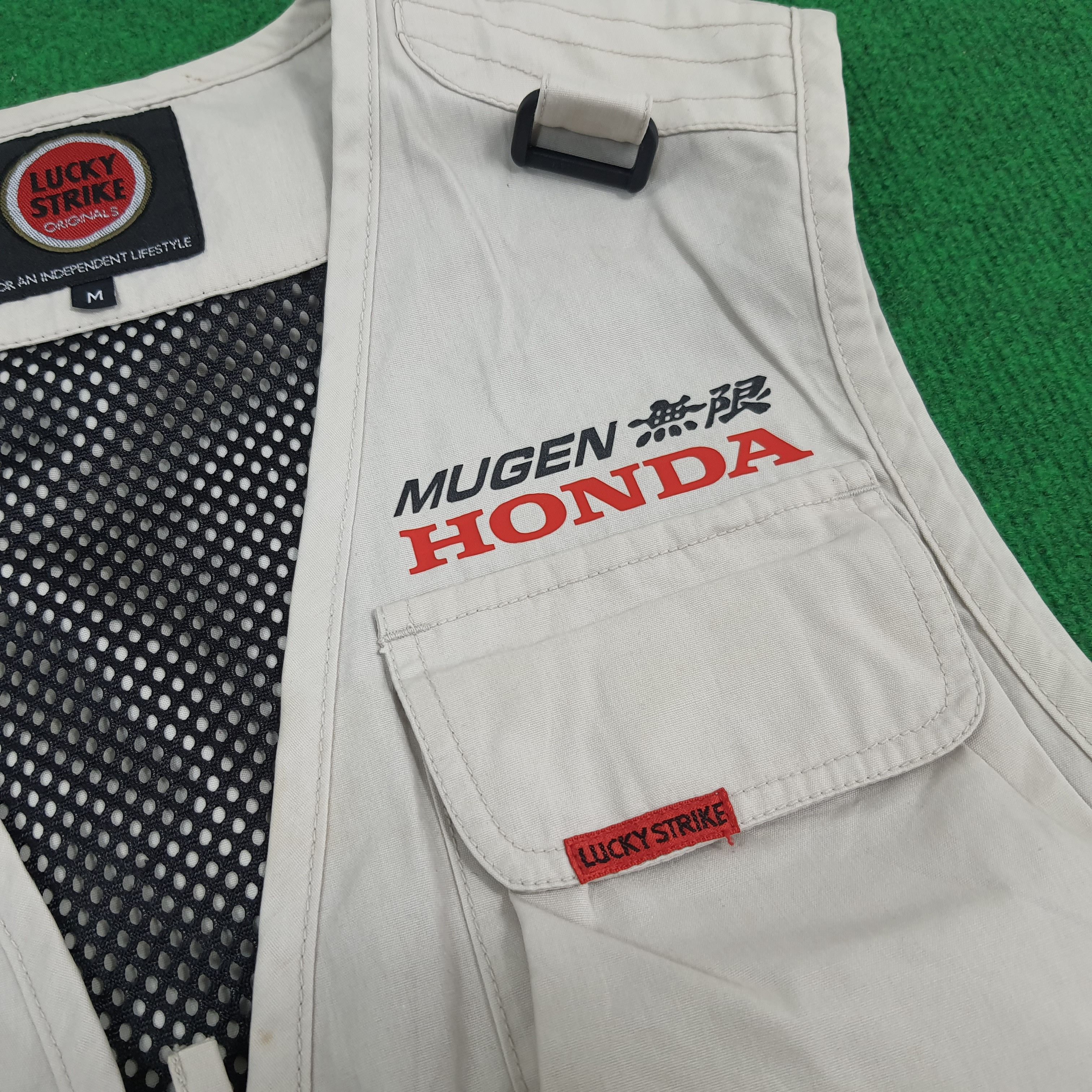 Japanese Brand × Vintage Vintage Lucky Strike Mugen Honda Japan Motorsports Vest Size US M / EU 48-50 / 2 - 2 Thumbnail