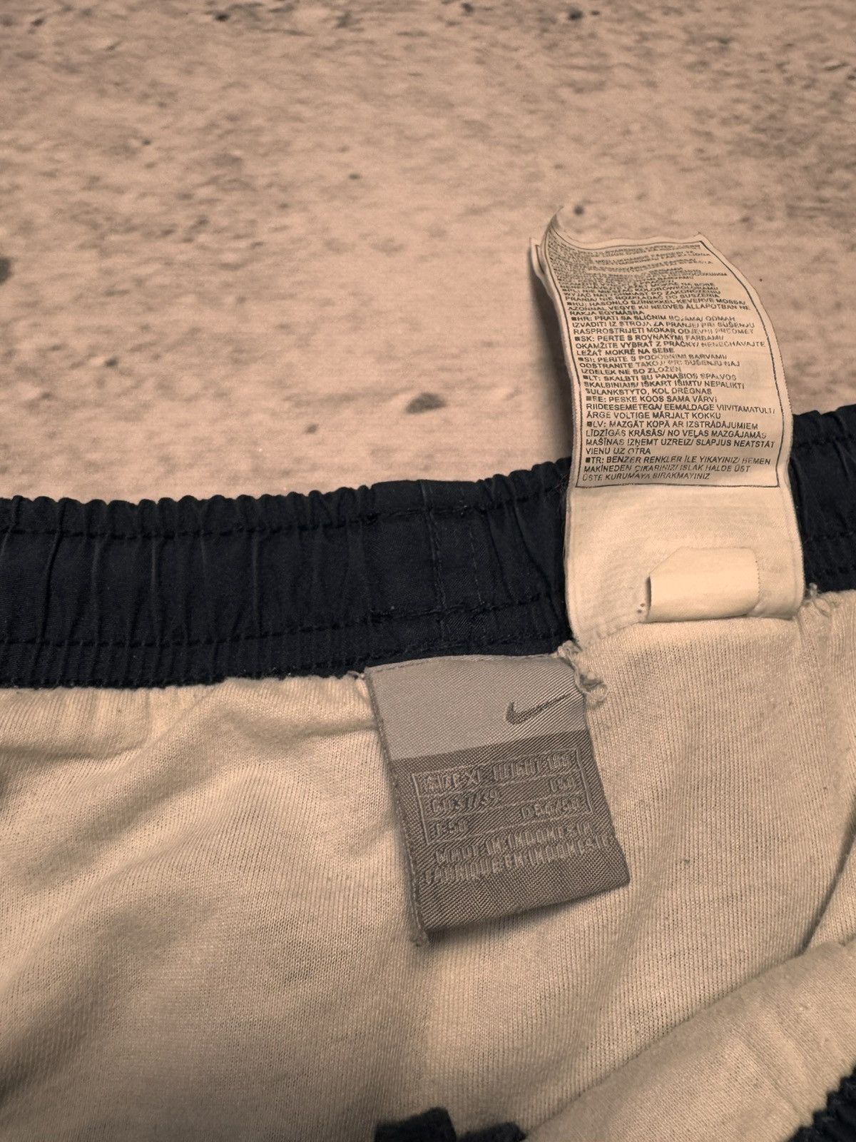 Nike × Vintage NIKE VINTAGE BASIC LOGO OVERSIZE BAGGY PANTS Size US 34 / EU 50 - 5 Thumbnail
