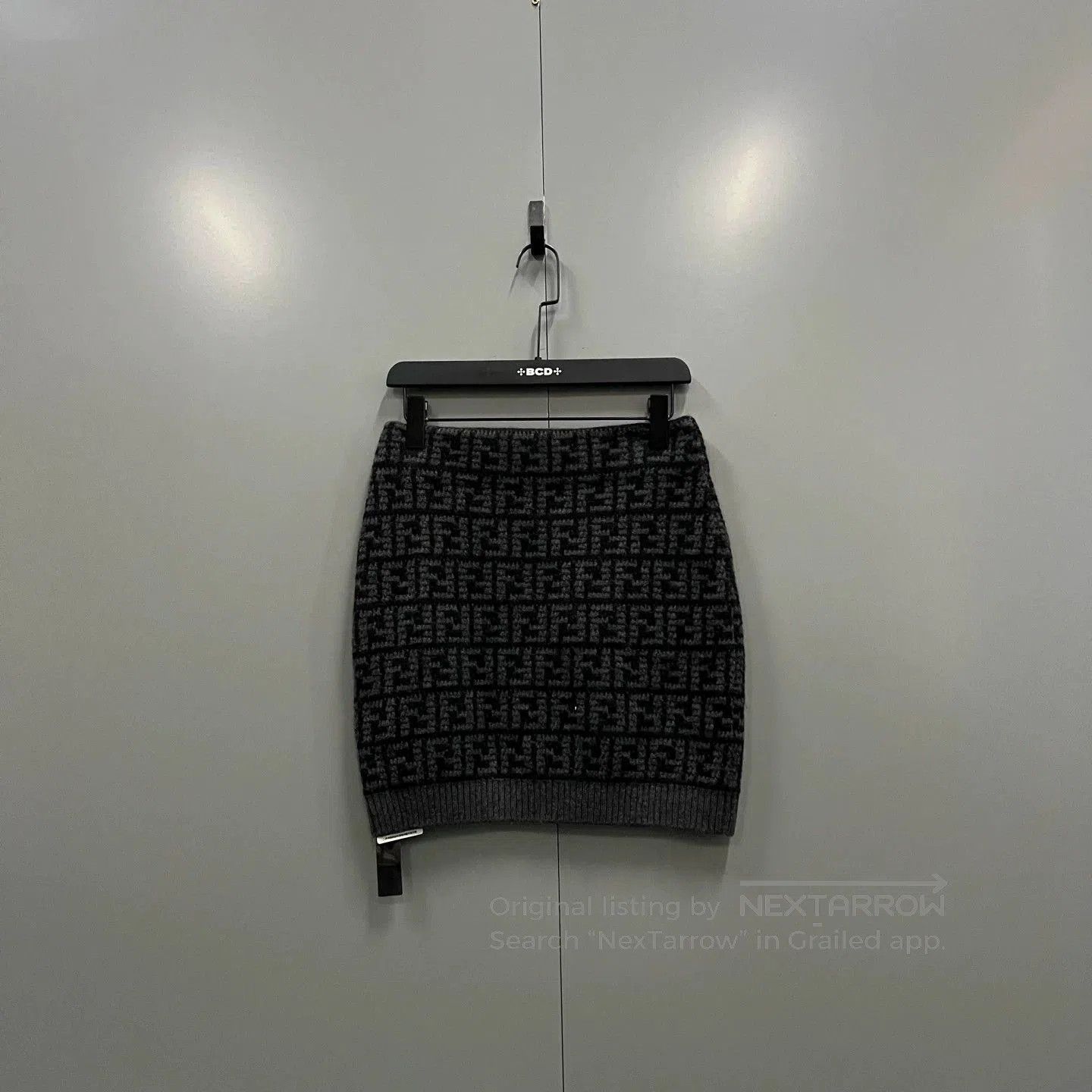 Fendi FENDI FF Logo Knit Mini Skirt. Size US 40 / EU 56 - 1 Thumbnail