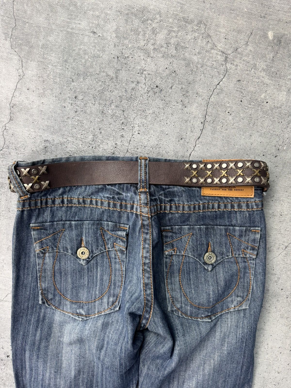 Hugo Boss HUGO BOSS REAL LEATHER BROWN CLASSIC VINTAGE Y2K BELT Size ONE SIZE - 12 Thumbnail