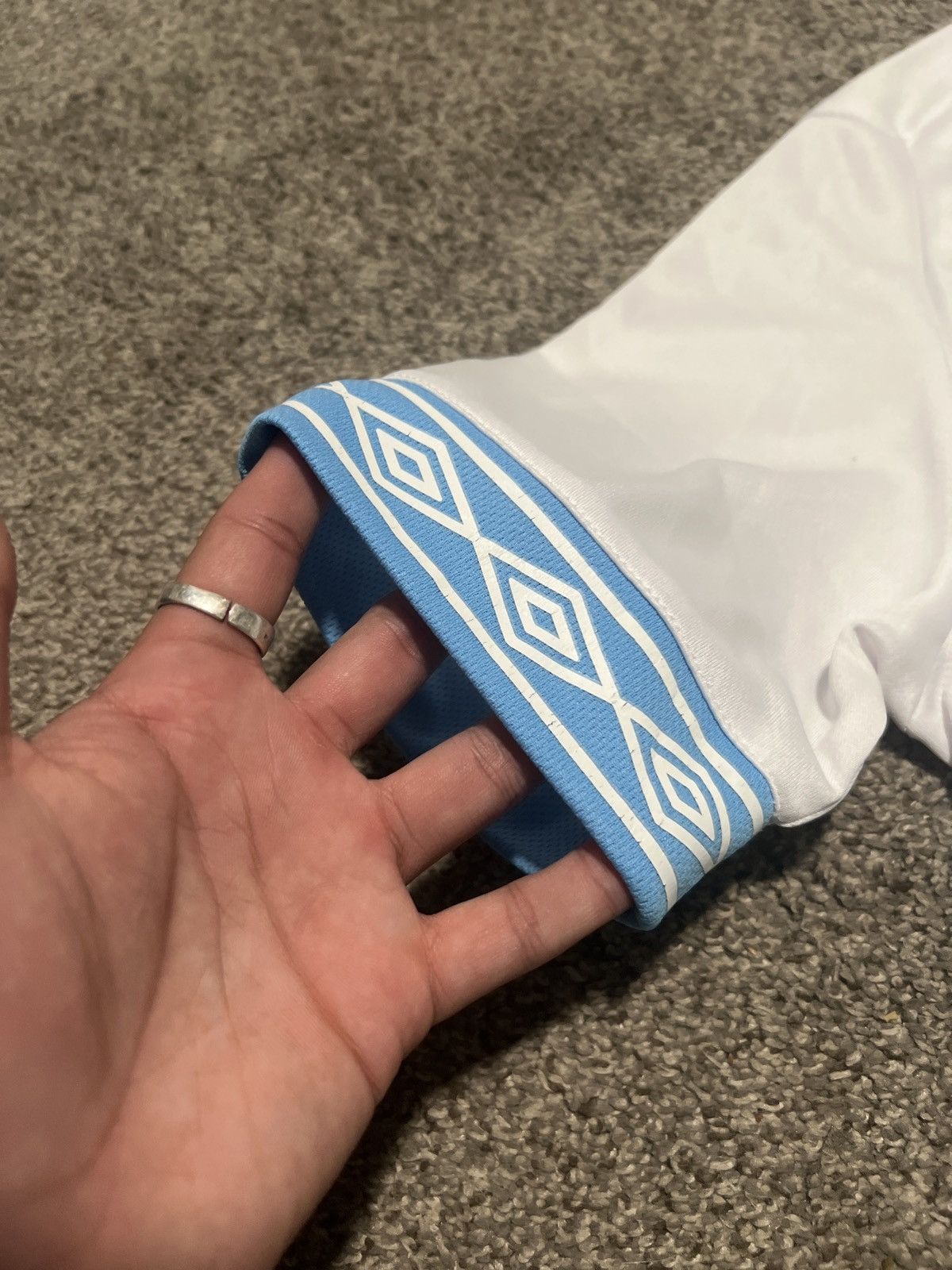 Umbro Umbro Botswana Away Football Jersey 2021 -2023 BFA Size M Size US M / EU 48-50 / 2 - 7 Thumbnail