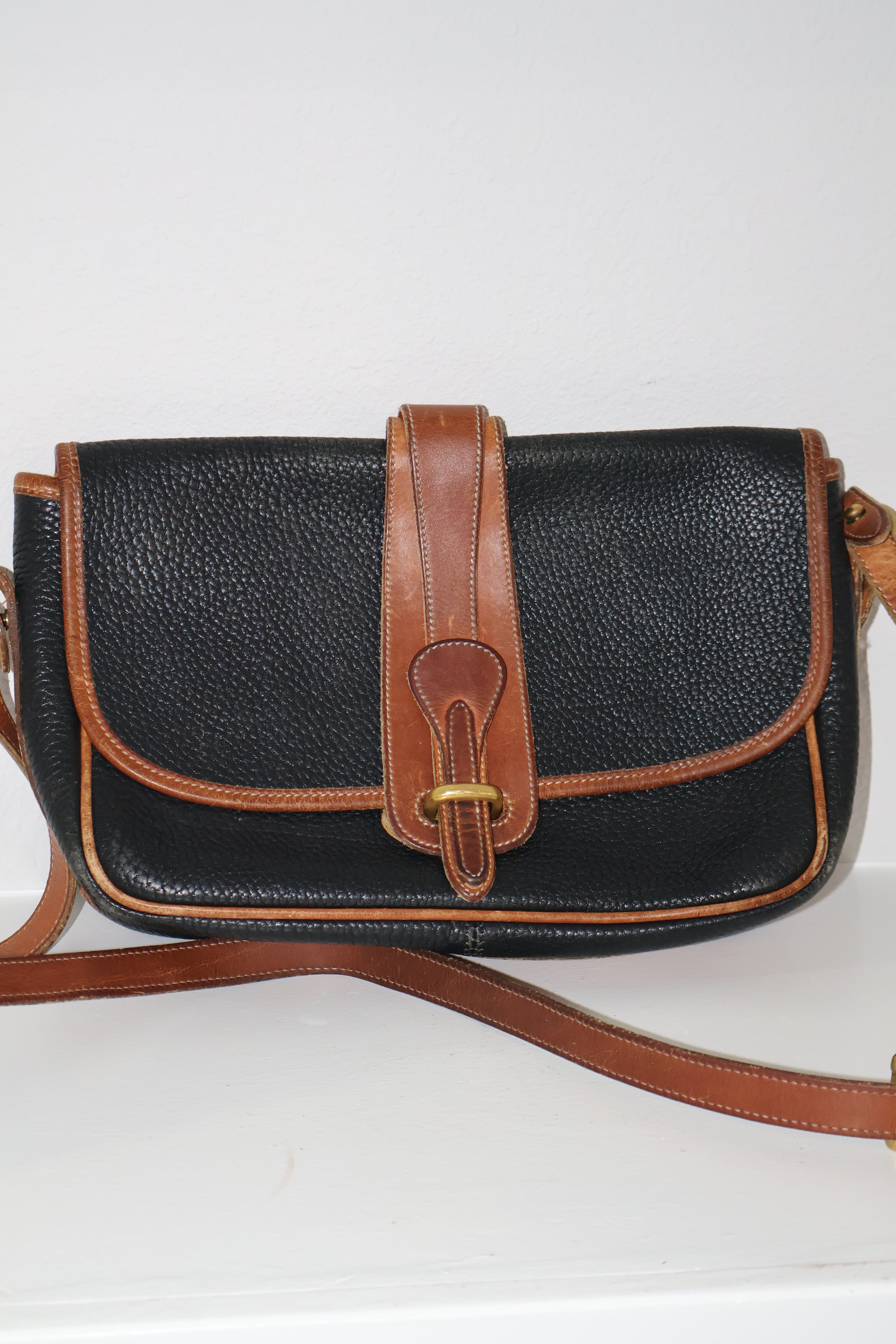 Dooney & Bourke Dooney & Bourke Black Brown Leather Equestrian Shoulder Bag Size ONE SIZE - 1 Thumbnail