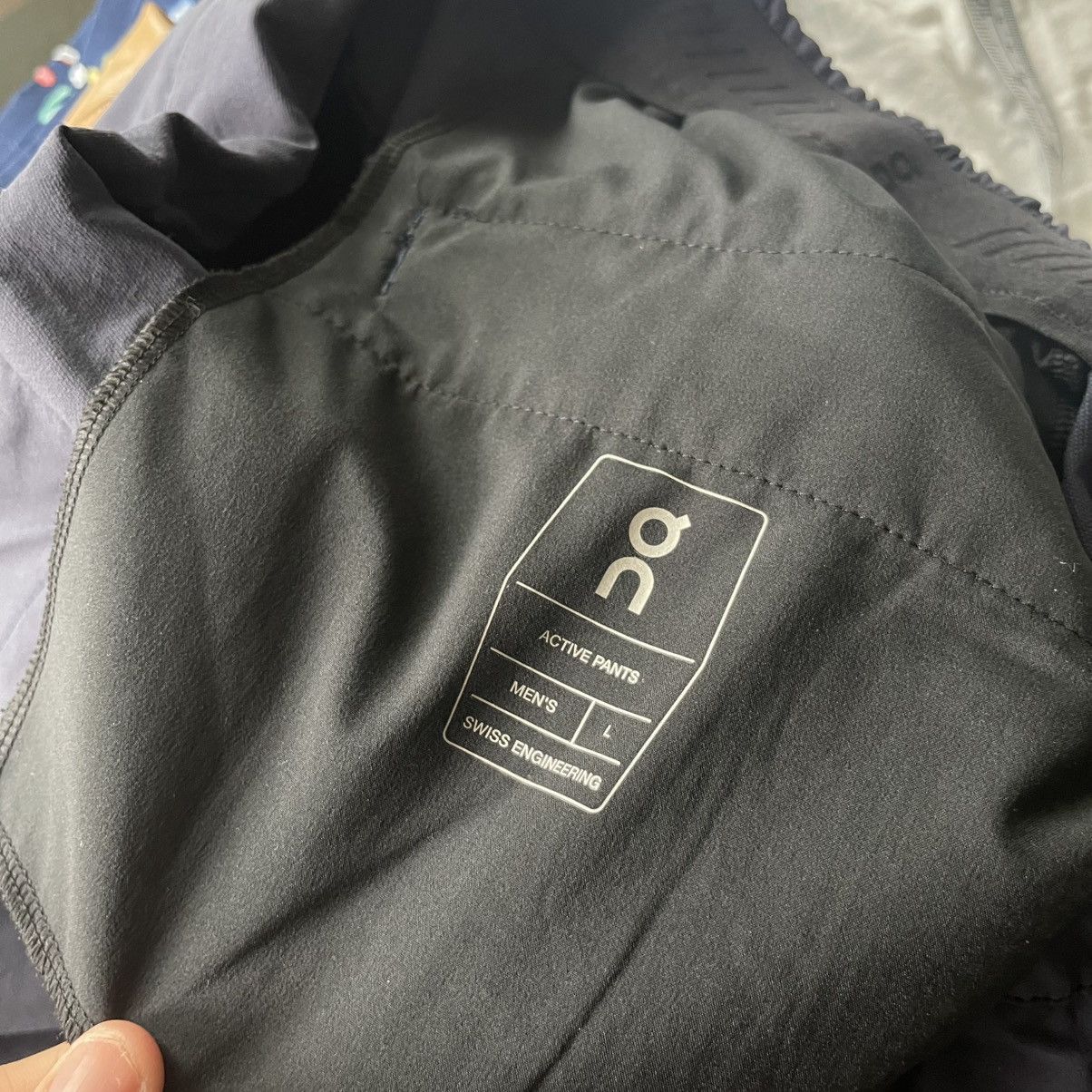 On On Running Performance Stretch Everyday Active Pants Size US 34 / EU 50 - 9 Thumbnail