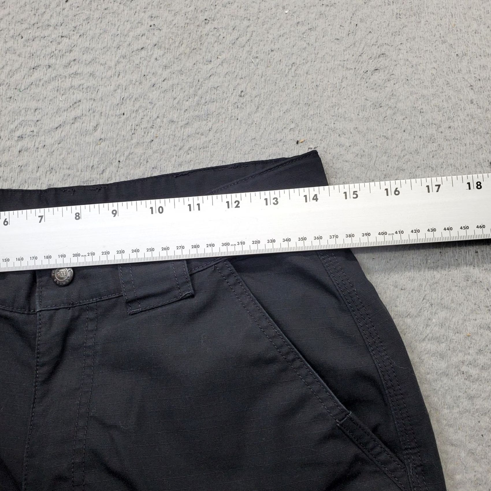 Vintage Nike Shirt Pants Mens Size S Black Regular Fit Cargo Pockets 5.11 Tactical Series Size US 29 - 6 Thumbnail