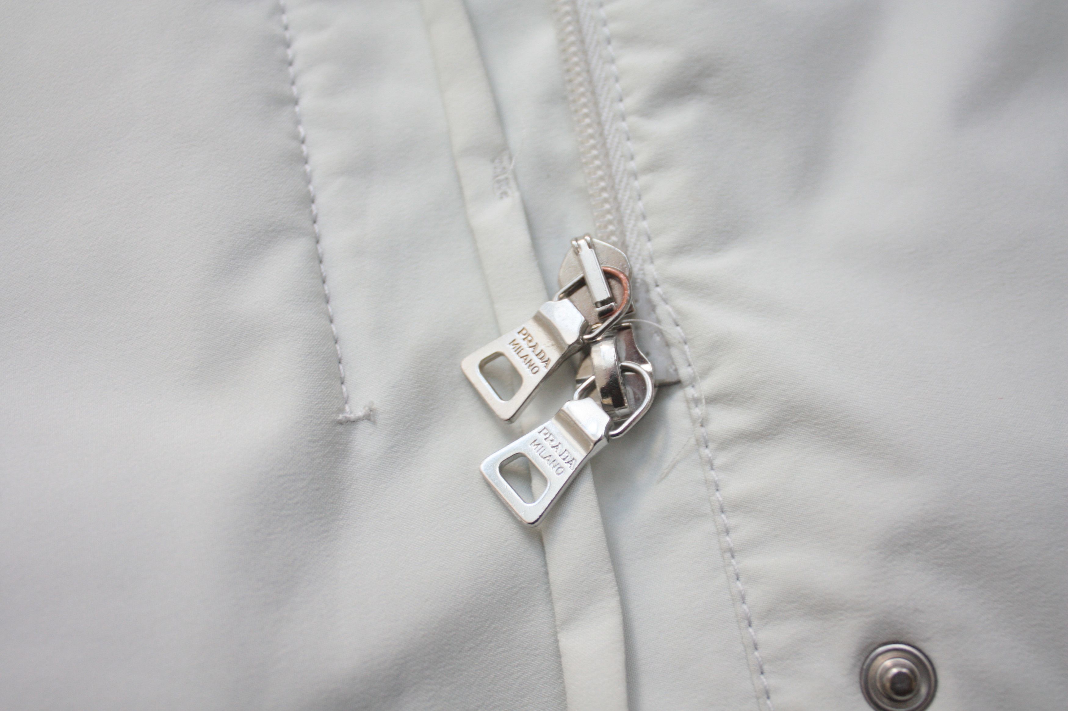 Prada Prada Gore-Tex Cream White Jacket Women's 44 Size M / US 6-8 / IT 42-44 - 10 Thumbnail