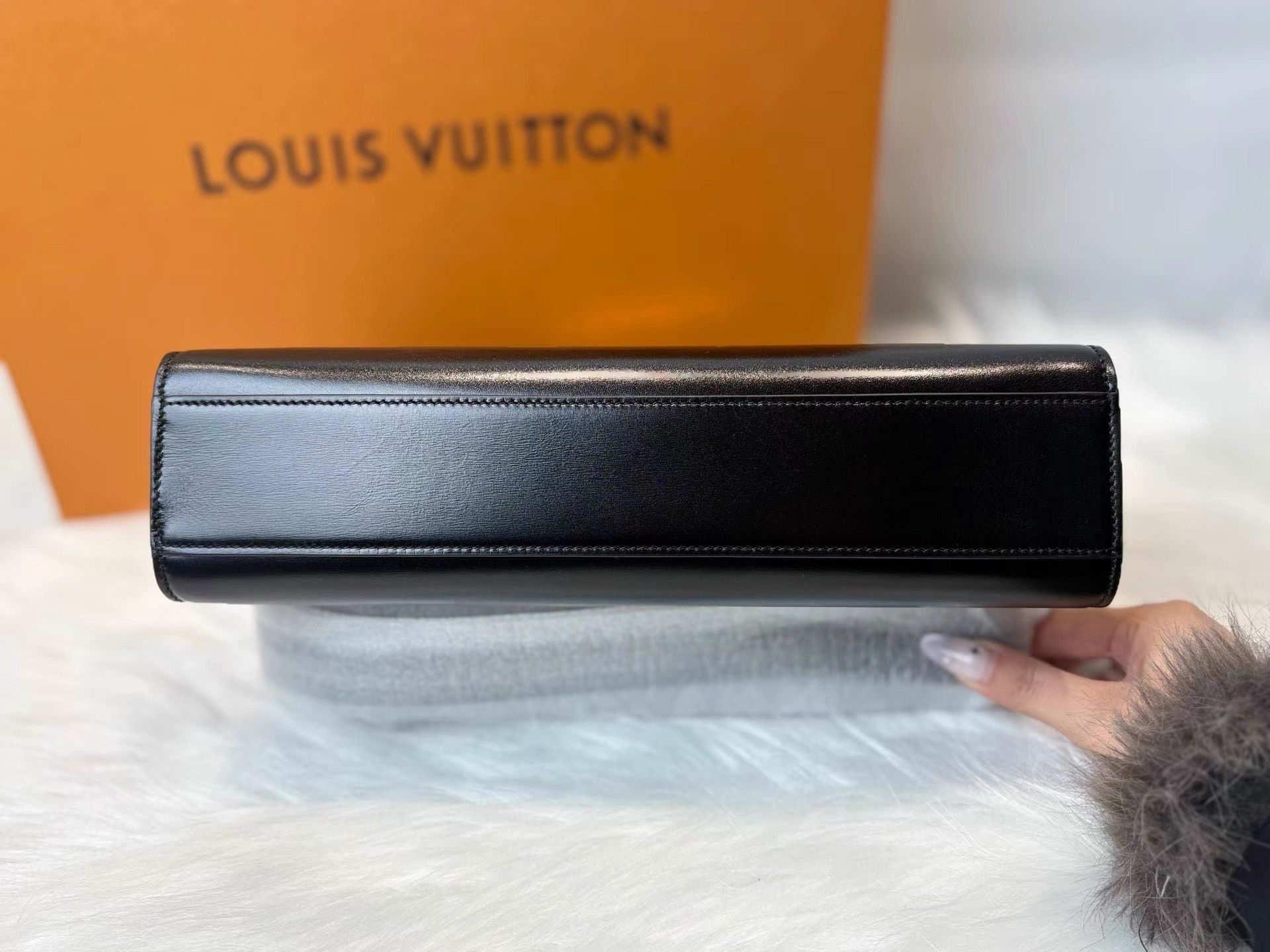 Saint Laurent Paris YSL Manhattan Leather Crossbody & Shoulder Bag K36 Size ONE SIZE - 3 Thumbnail