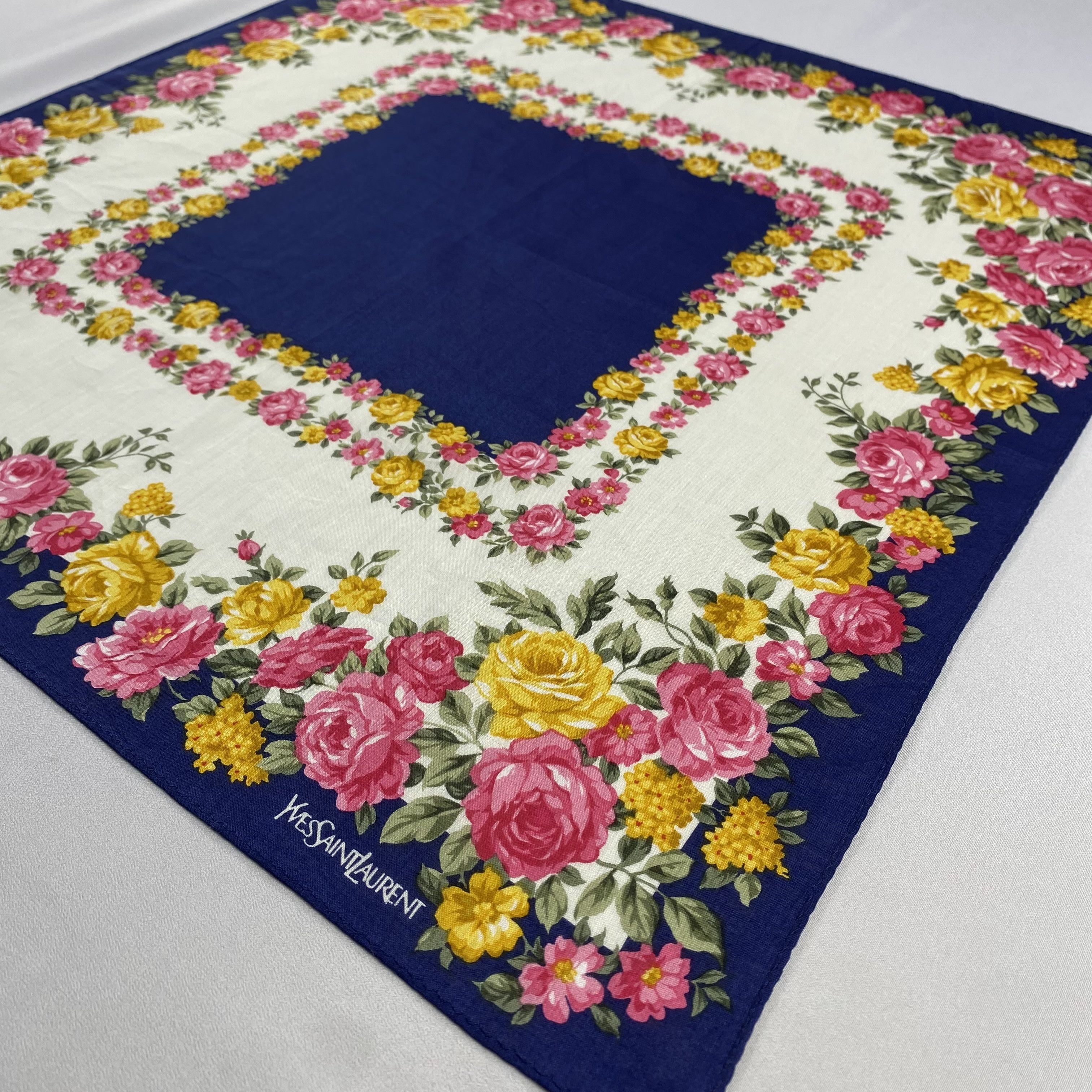 Vintage Yves Saint Laurent Handkerchief / Neckerchief-P1133 Size ONE SIZE - 2 Thumbnail