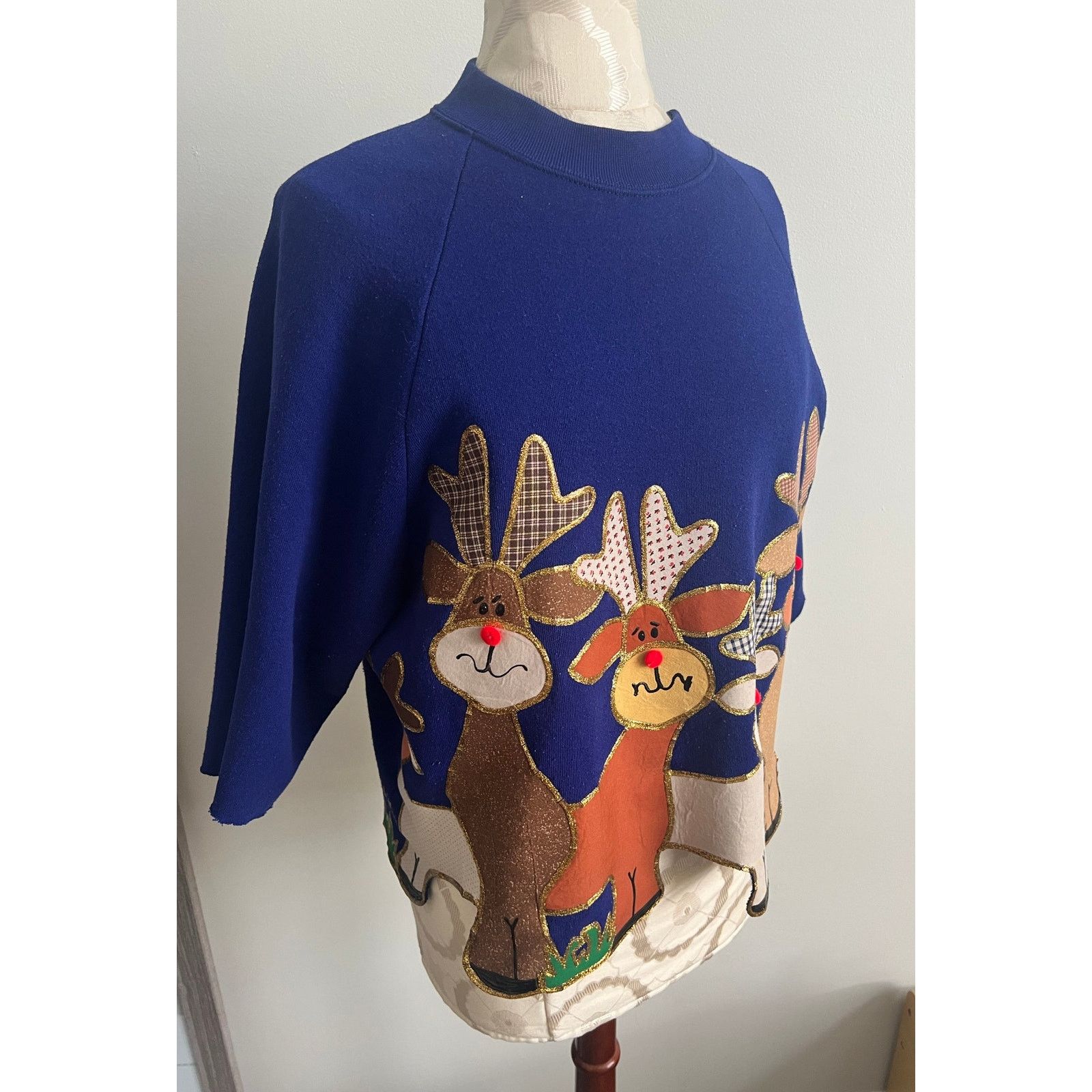 Fruit Of The Loom Lani Chilton Womens Custom HandPainted Reindeer Sweatshirt L Size L / US 10 / IT 46 - 2 Thumbnail