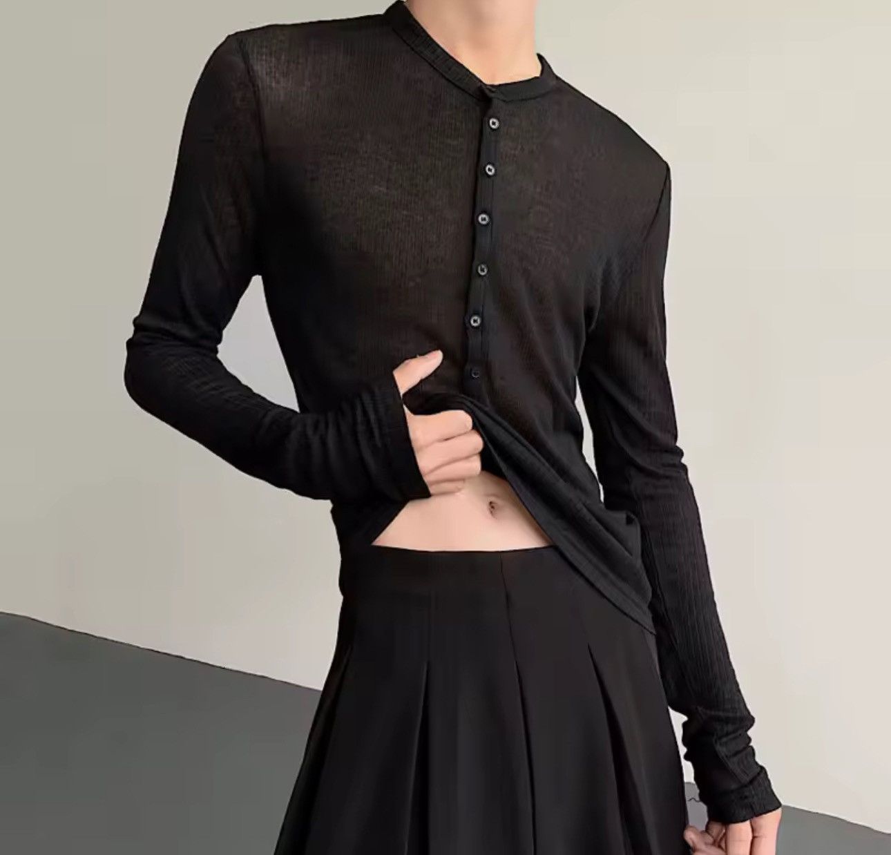 Other Casual Design Thin O-neck Black Streetwear Long Sleeve Size US M / EU 48-50 / 2 - 3 Thumbnail