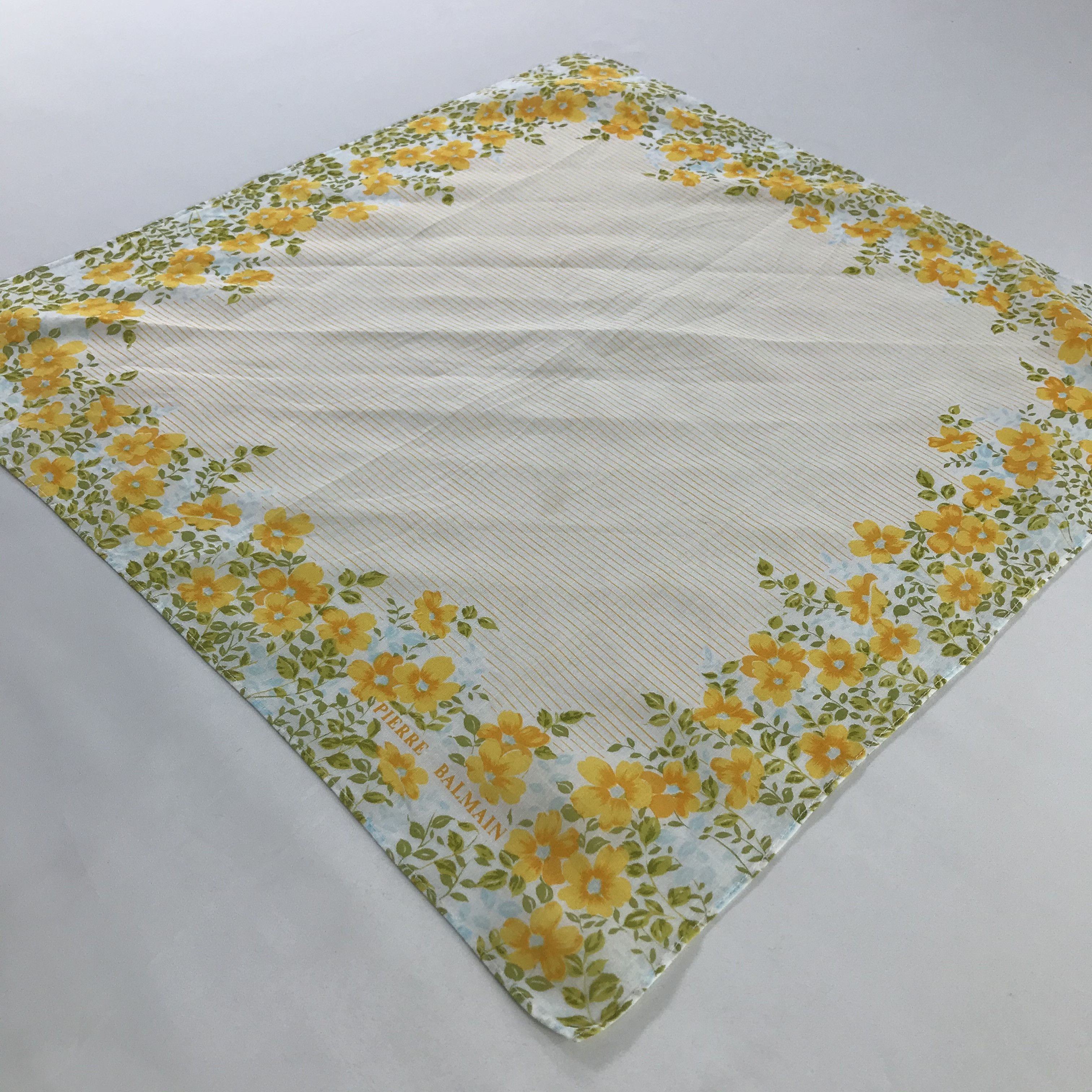 Pierre Balmain × Vintage Pierre Balmain Bandana / Handkerchief / Neckerchief - S560 Size ONE SIZE - 2 Thumbnail