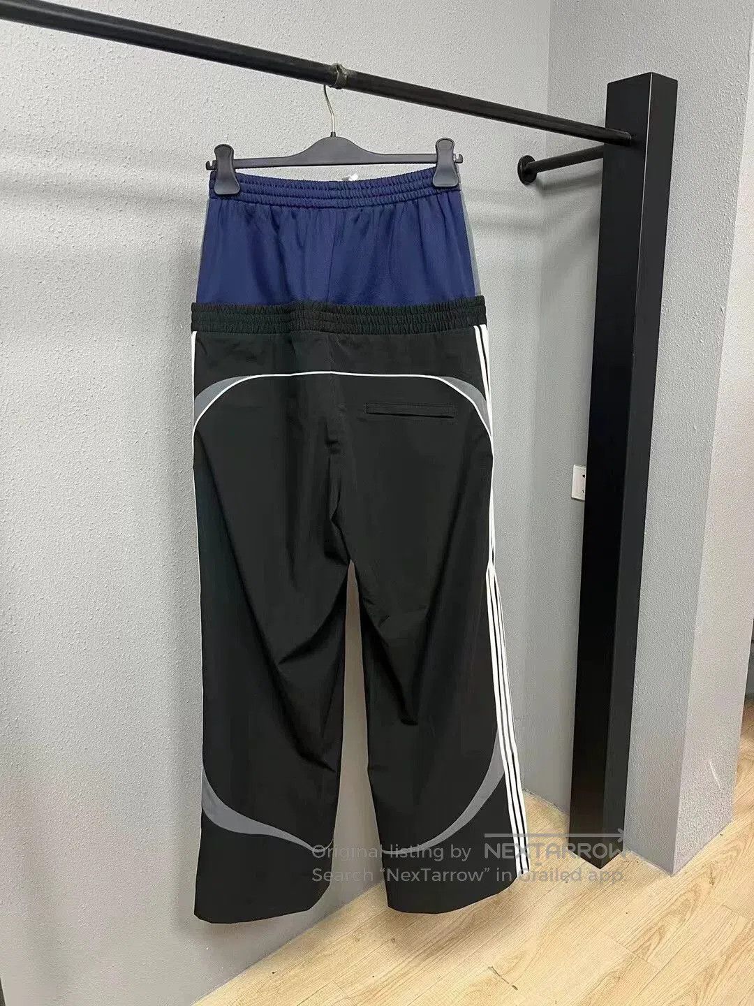 Balenciaga balenciaga black and blue athletic pants. Size US 26 / EU 42 - 2 Thumbnail