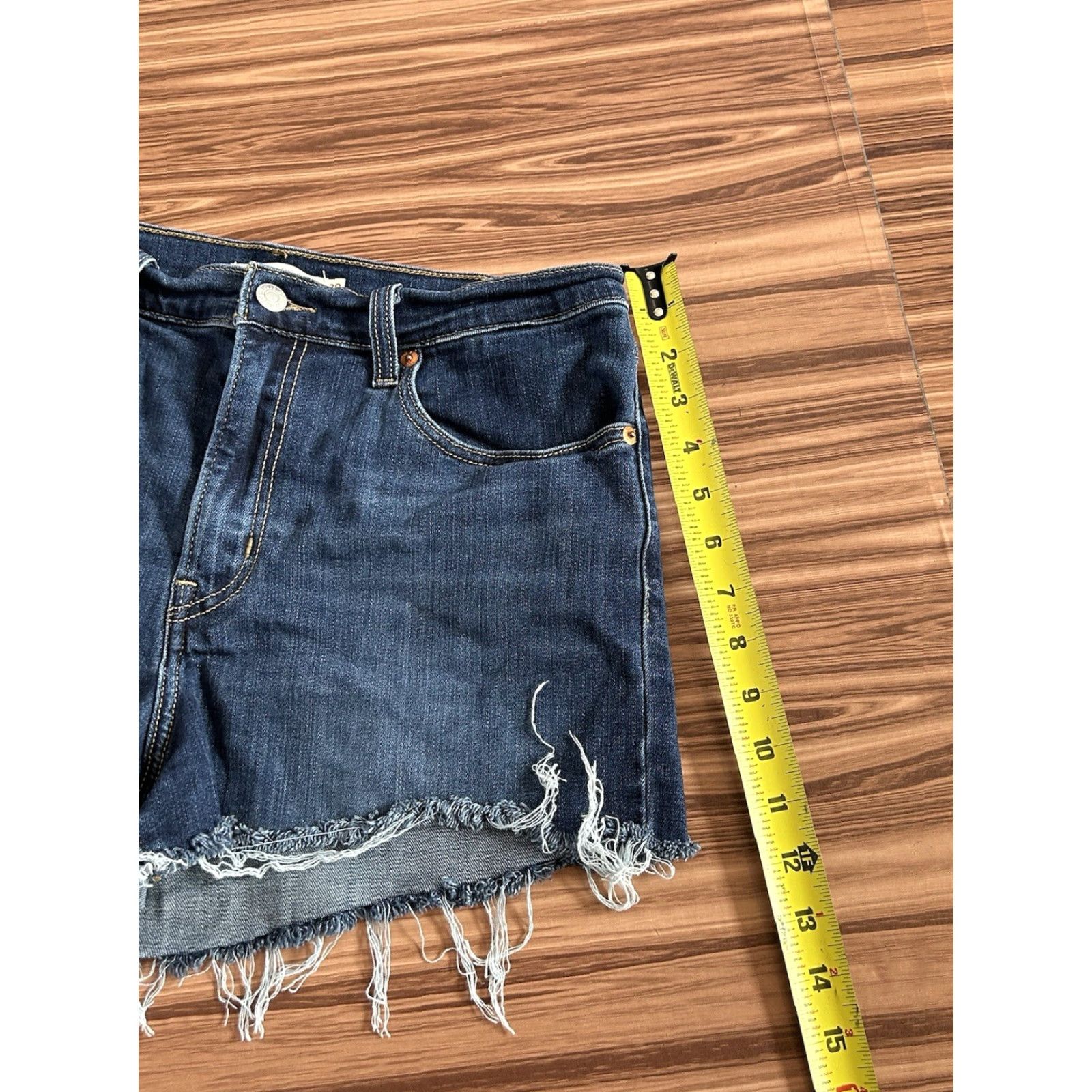 Levi's Levi's Women's High Rise Denim Jean Shorts Regular Fit Size 30 Blue Size 30" / US 8 / IT 44 - 3 Thumbnail