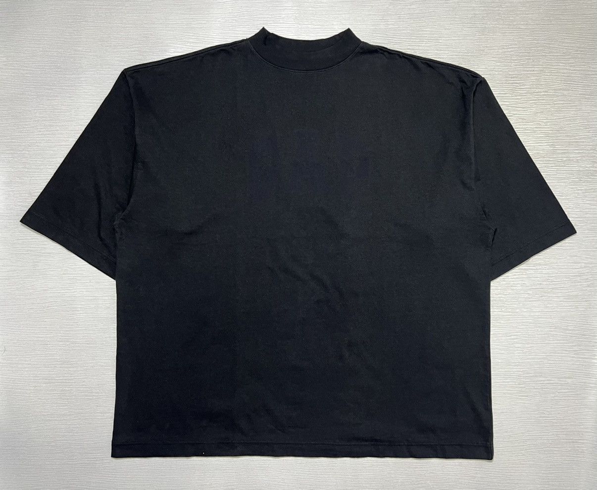 Balenciaga × Gap × Kanye West Yeezy - Gap - Engineered by Balenciaga - Dove 3/4 Sleeve Tee Size US M / EU 48-50 / 2 - 2 Thumbnail
