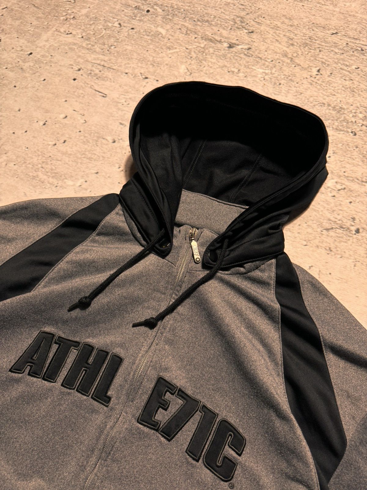 Nike × Vintage NIKE VINTAGE CENTER LOGO OVERSIZE BOXY HOODIE Size US XL / EU 56 / 4 - 4 Thumbnail