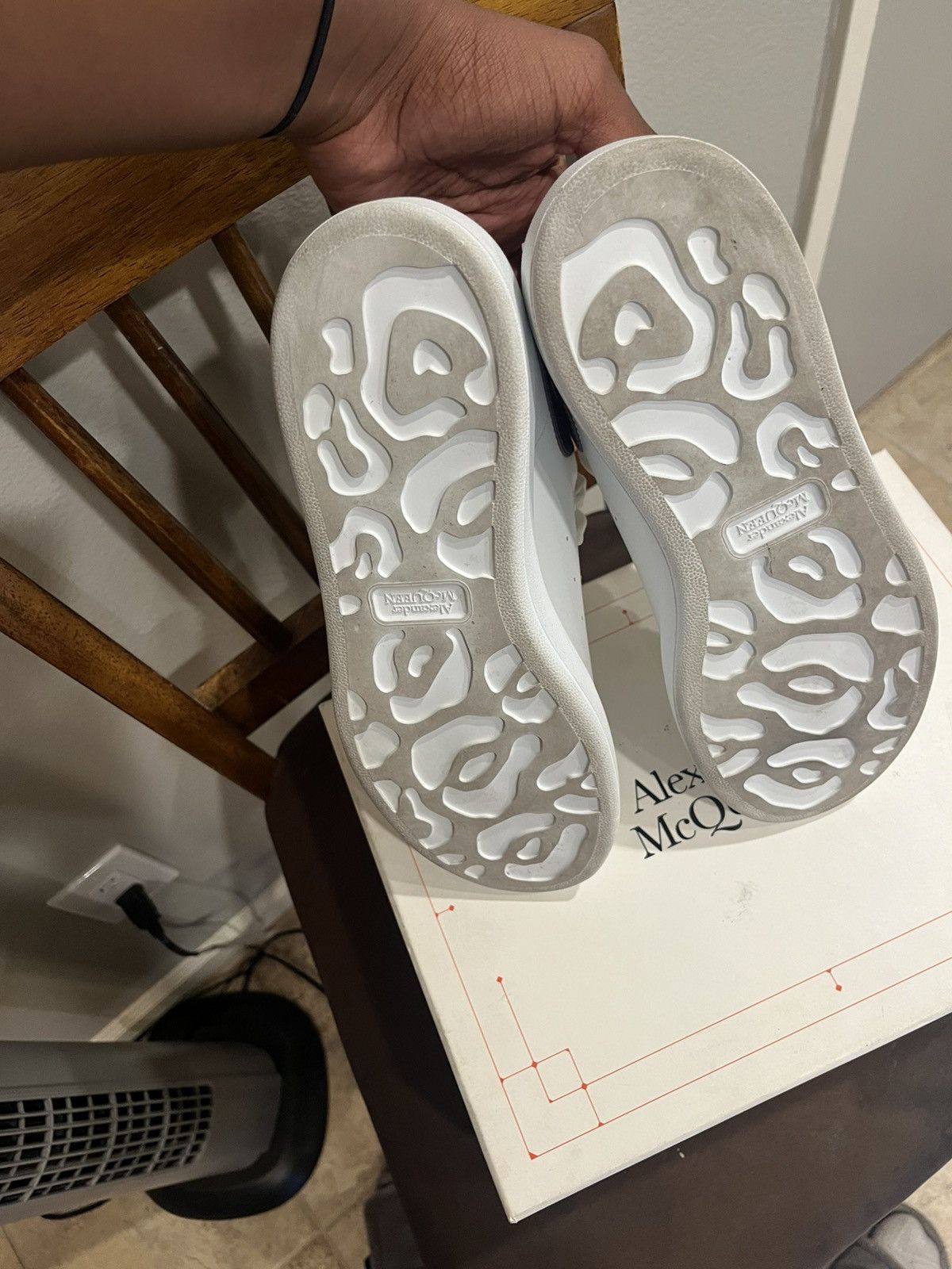 Alexander McQueen Alexander McQueen 9.5 Size US 9.5 / IT 39.5 - 5 Thumbnail