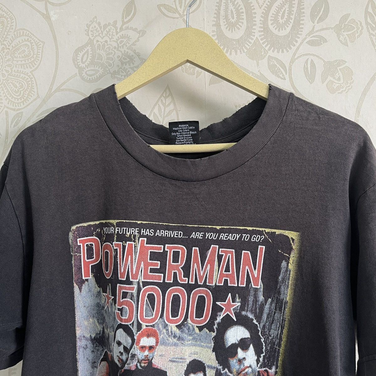 Band Tees × Vintage Distressed Faded Black Powerman 5000 TShirt Copyright 1999 Size US M / EU 48-50 / 2 - 22 Thumbnail