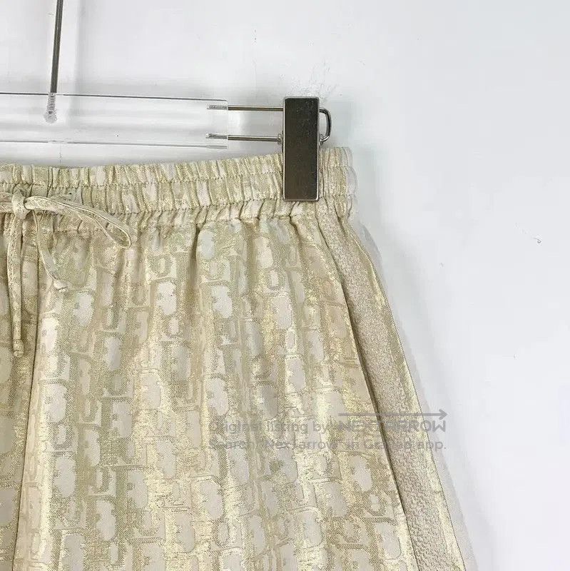Dior Dior Golden Silk Women's Shorts . Size 23" - 3 Thumbnail