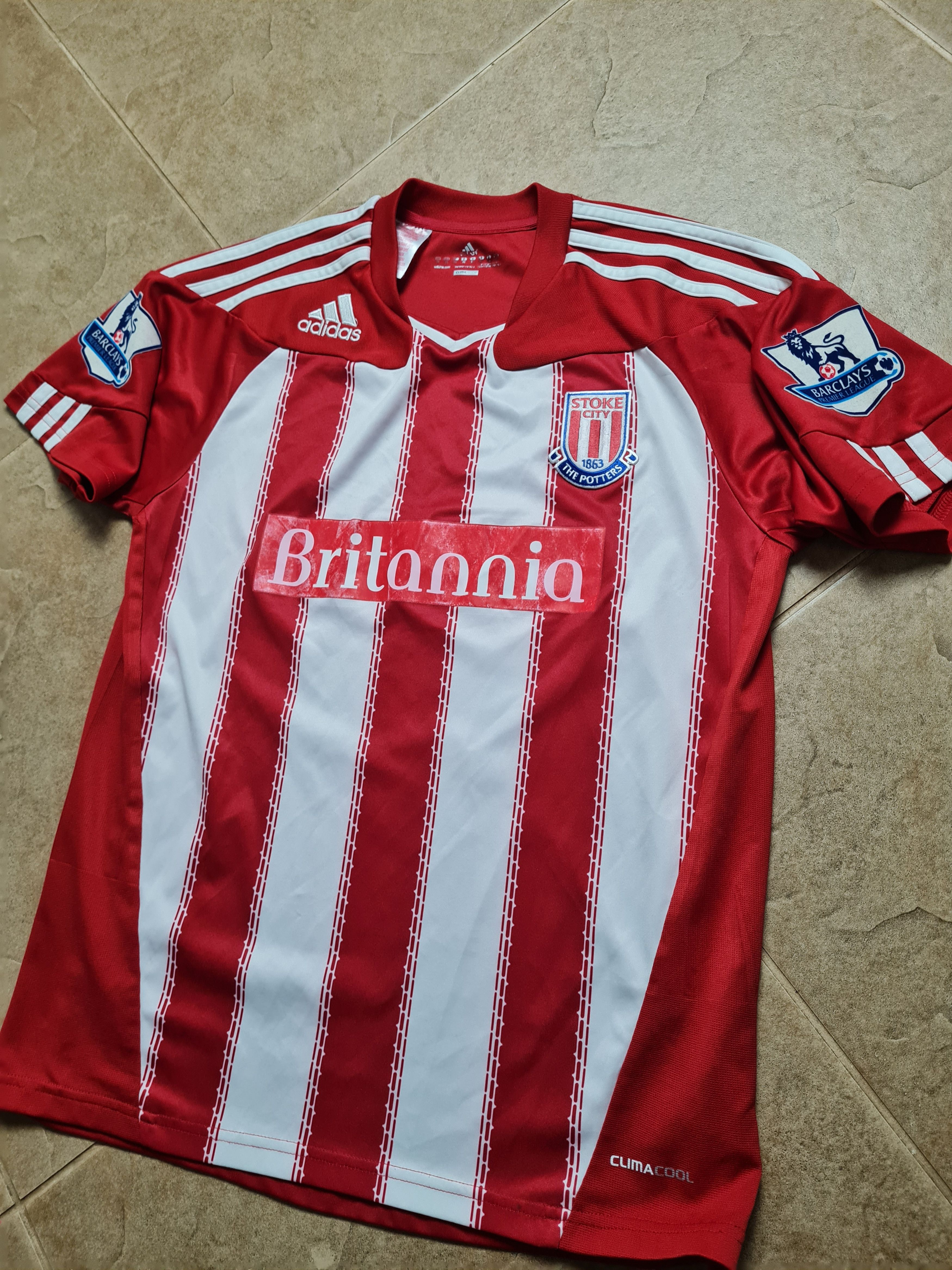 Adidas Jersey Adidas #9 Jones Stoke City 2010/11 Soccer Shirt Size US XS / EU 42 / 0 - 7 Thumbnail
