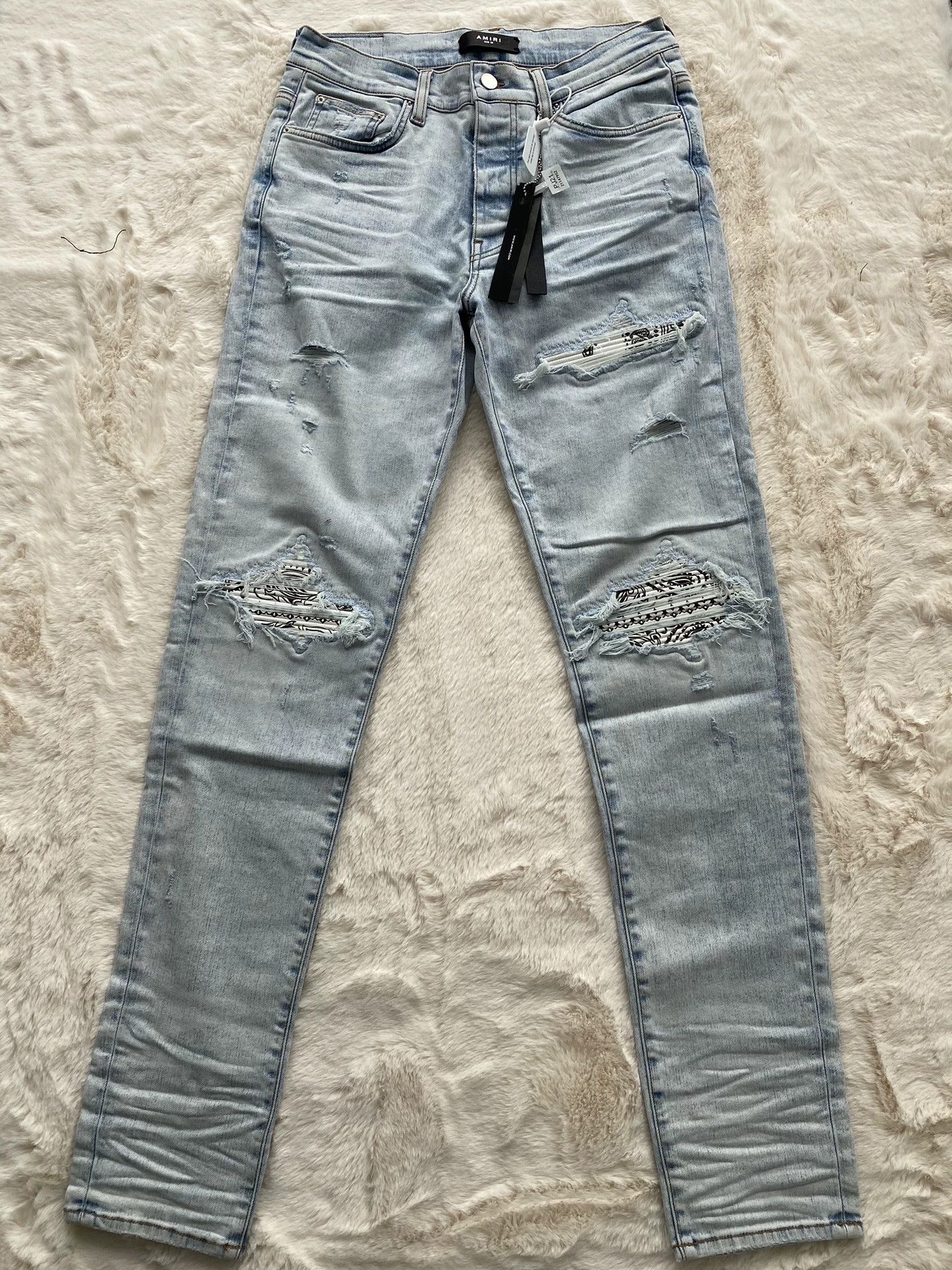 Amiri amiri light blue paisley patchwork jeans Size US 29 - 1 Thumbnail