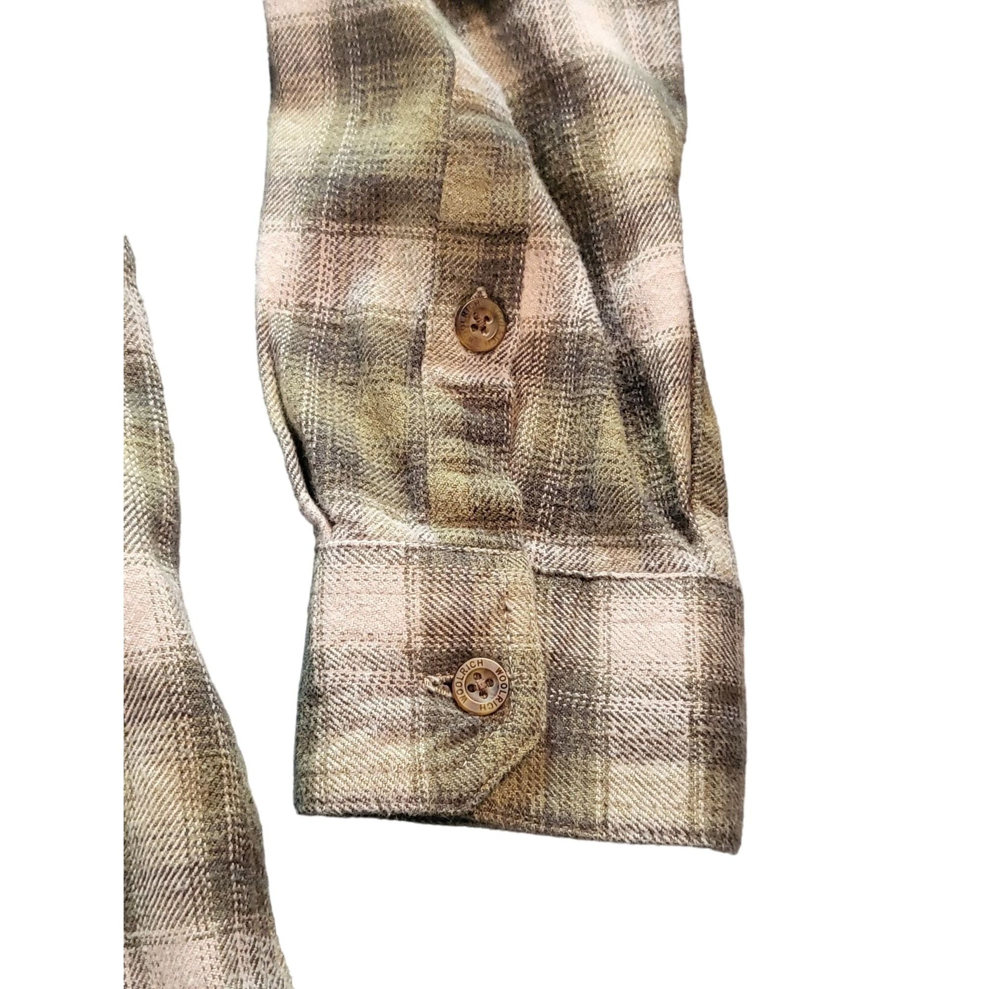 Woolrich Woolen Mills Woolrich Button Up Heavy Flannel Shirt Men Sz XL Green Plaid Size US XL / EU 56 / 4 - 5 Thumbnail