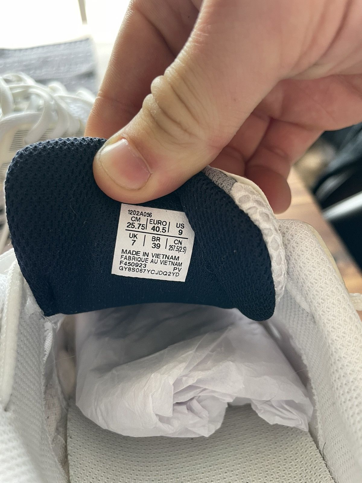 Asics Asics Gel Kayano 14 White/Midnight | Grailed