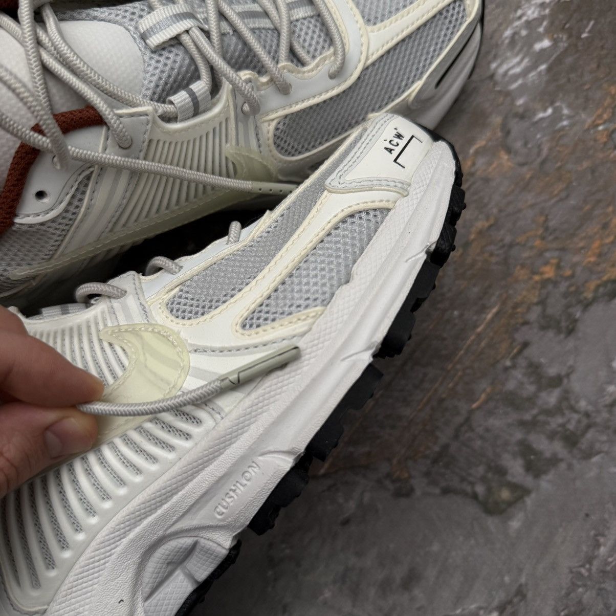 A-COLD-WALL* × Nike Nike x A-Cold-Wall Vomero 5 Rare NWT Sneakers Size US 7 / EU 40 - 7 Thumbnail