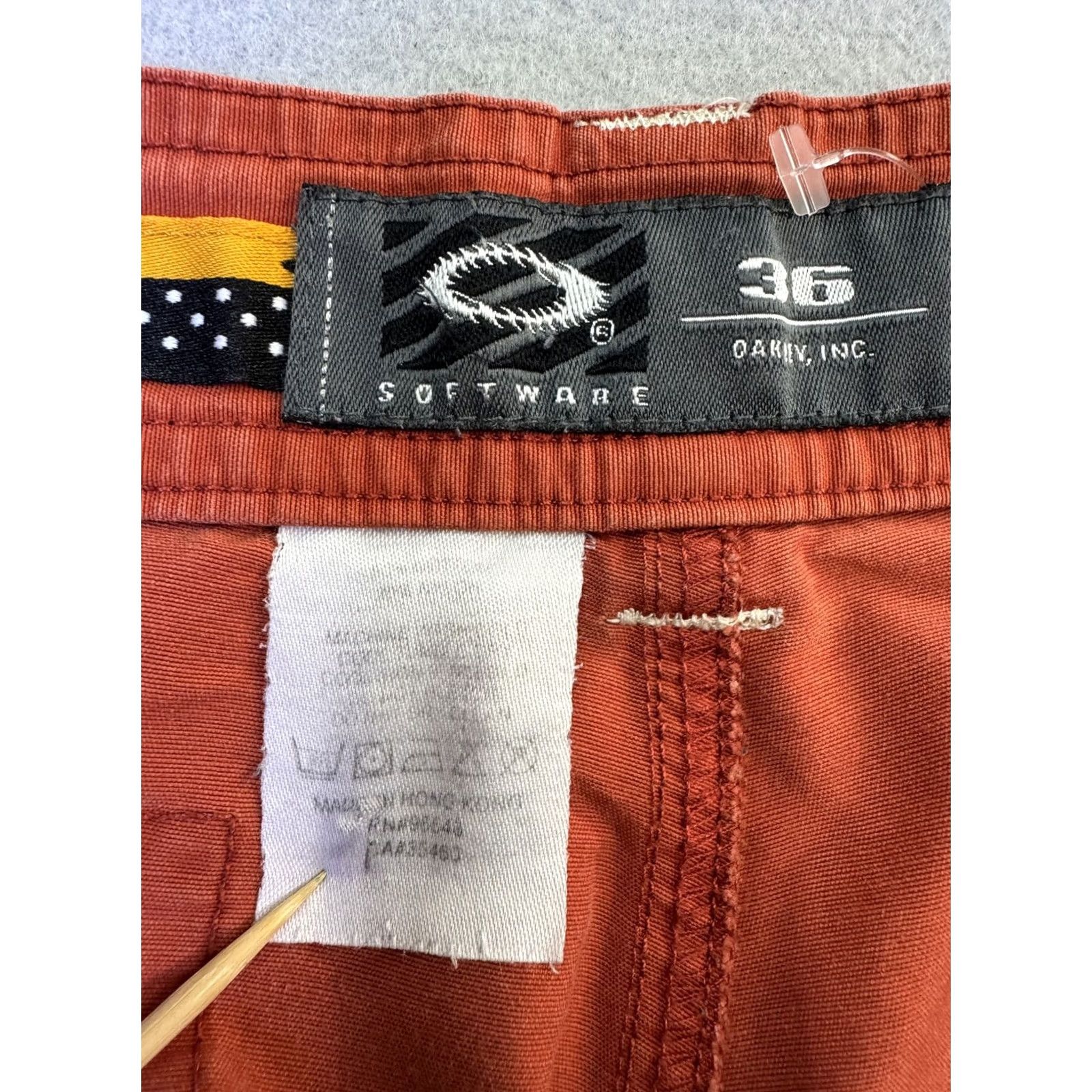 Oakley Oakley Mens Shorts 36 Orange Chino Casual Software 12 Inch Inseam Flat Front Size US 36 / EU 52 - 4 Thumbnail