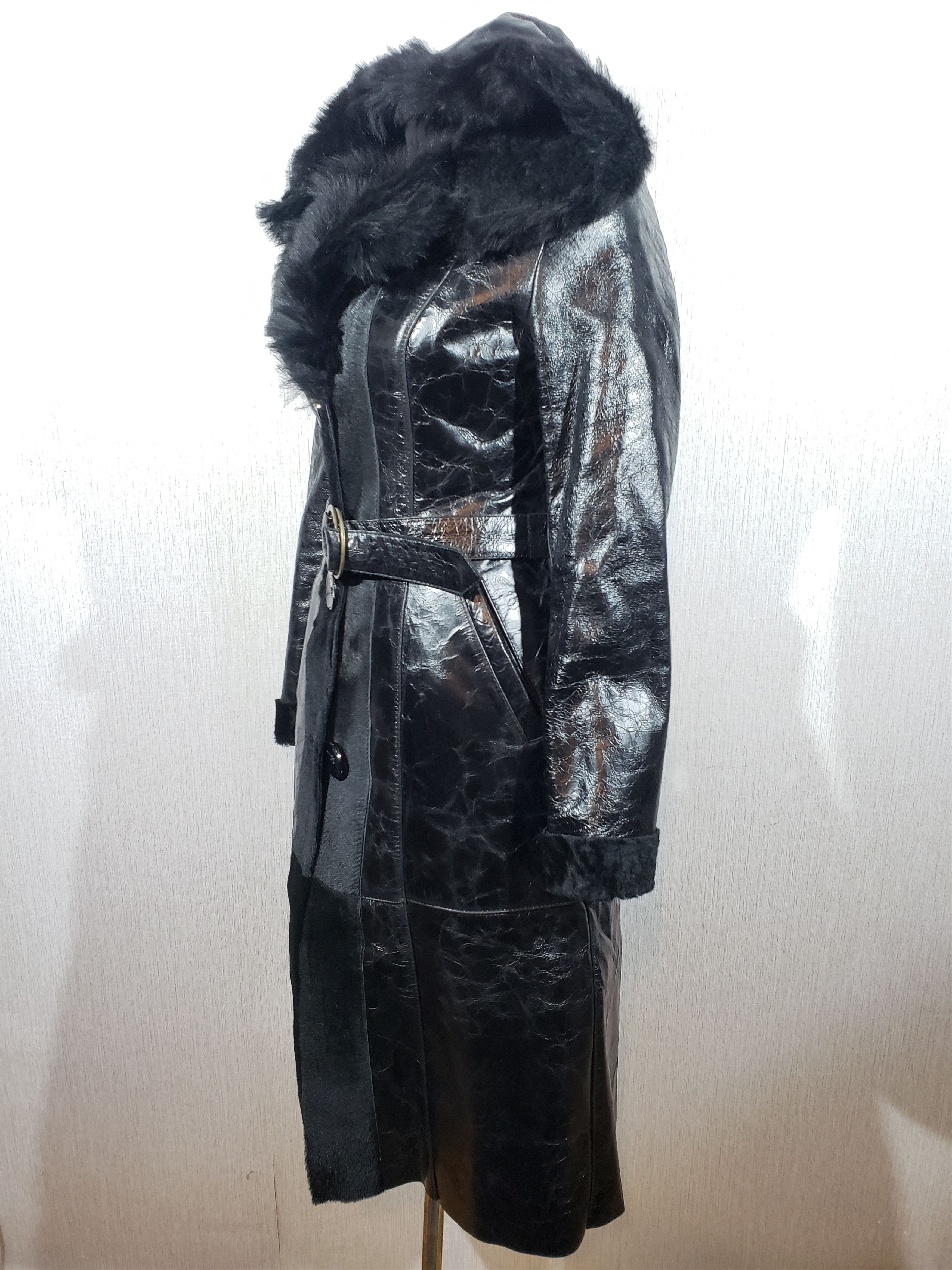 Other Wonderful women's sheepskin coat. Size S / US 4 / IT 40 - 2 Thumbnail