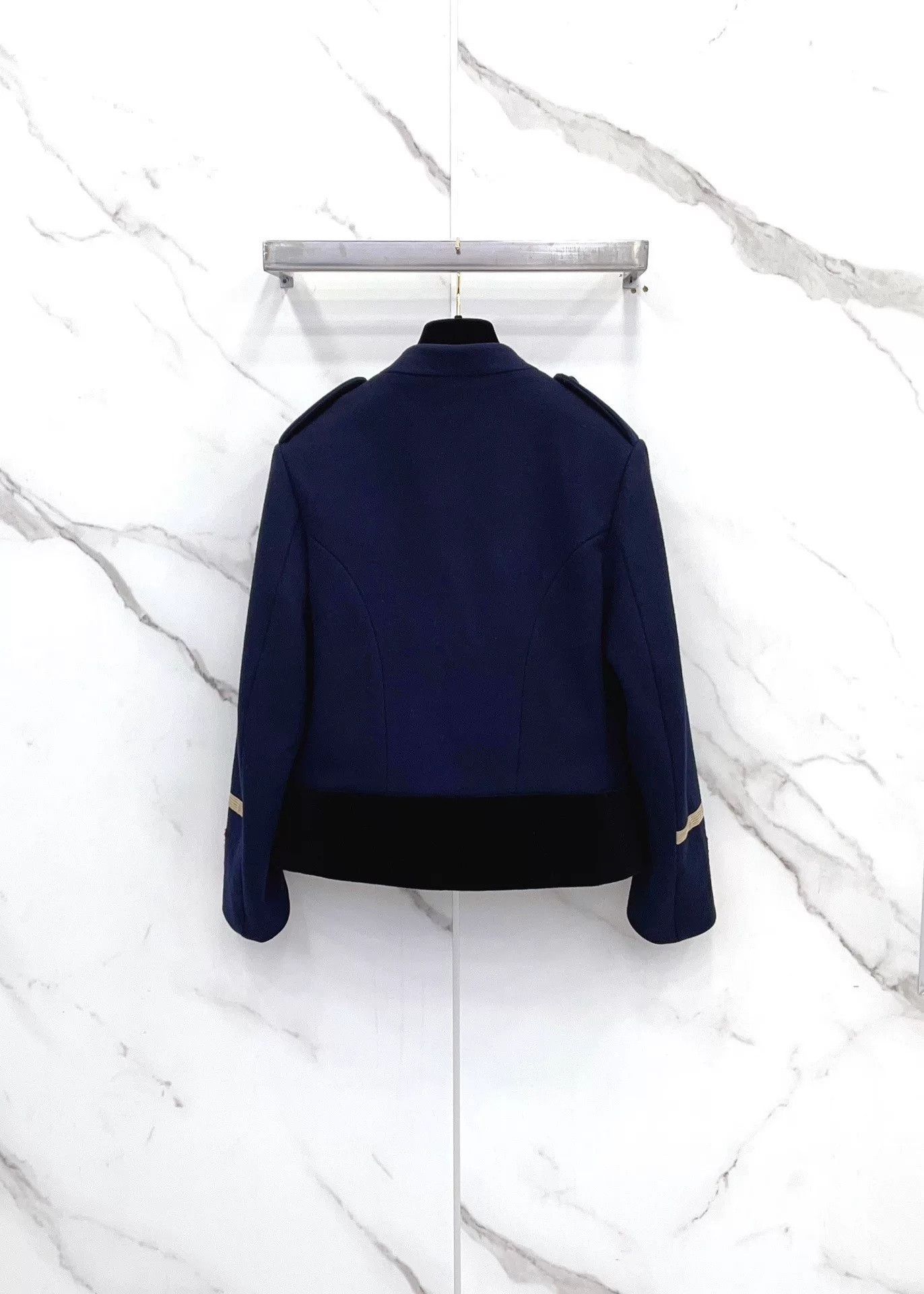 Gucci Gucci Dark Blue Gold Bee Coat Size US S / EU 44-46 / 1 - 2 Thumbnail