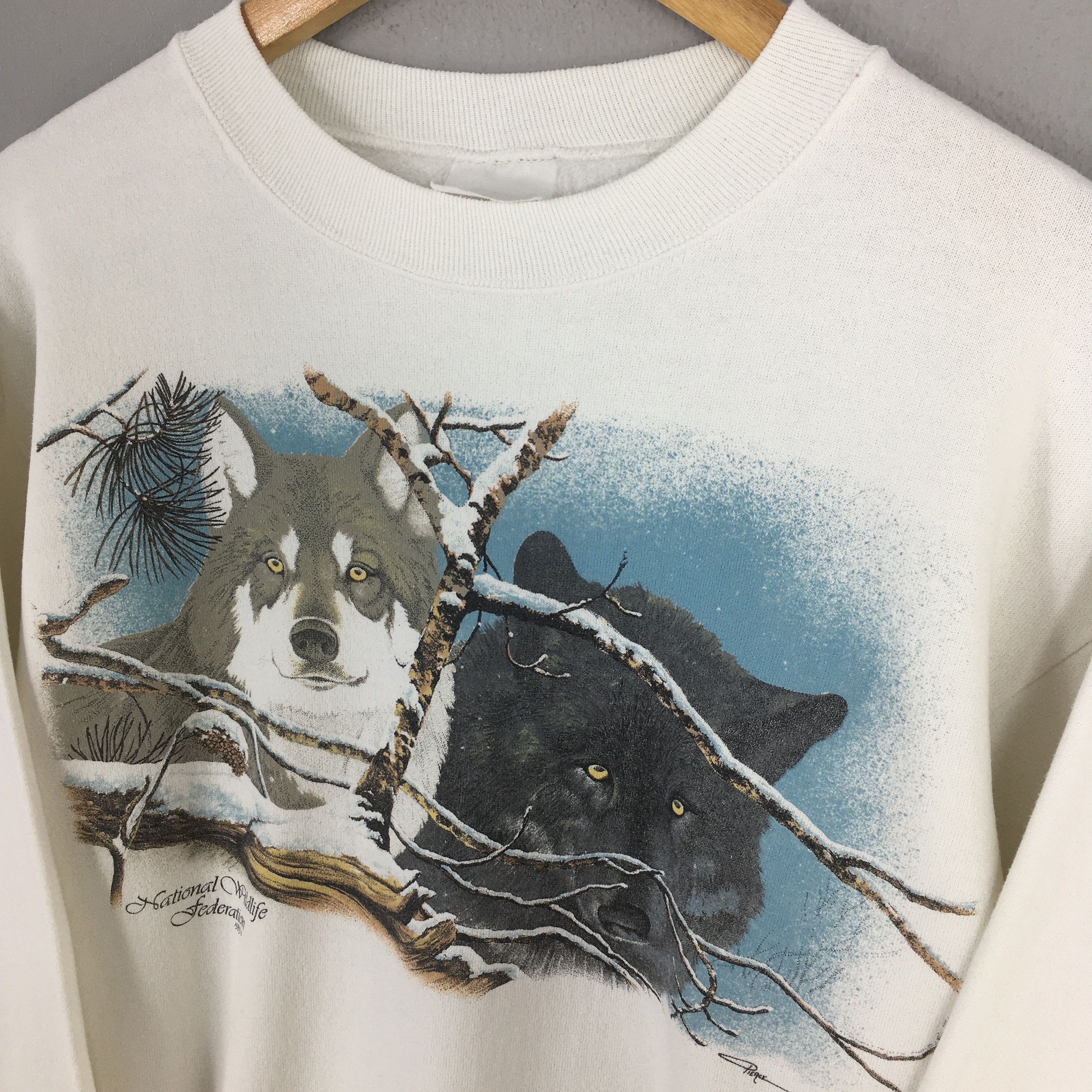 Habitat × Vintage Vintage 90s The Wolf Hunter White Sweatshirt Medium Size US M / EU 48-50 / 2 - 3 Thumbnail