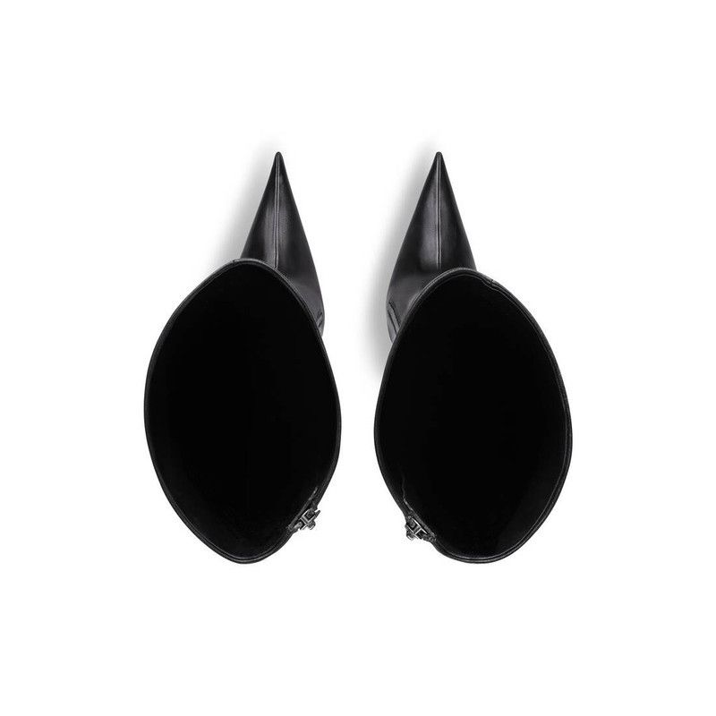 o1tr1nto1125 Witch 110mm Boots in Black