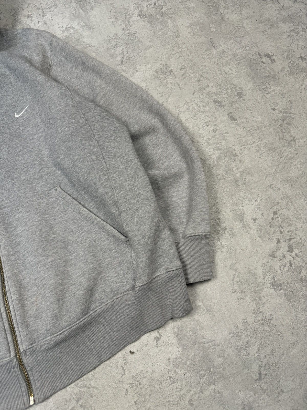 Nike Vintage Nike Y2K Zip Hoodie Size XL Size US XL / EU 56 / 4 - 5 Thumbnail