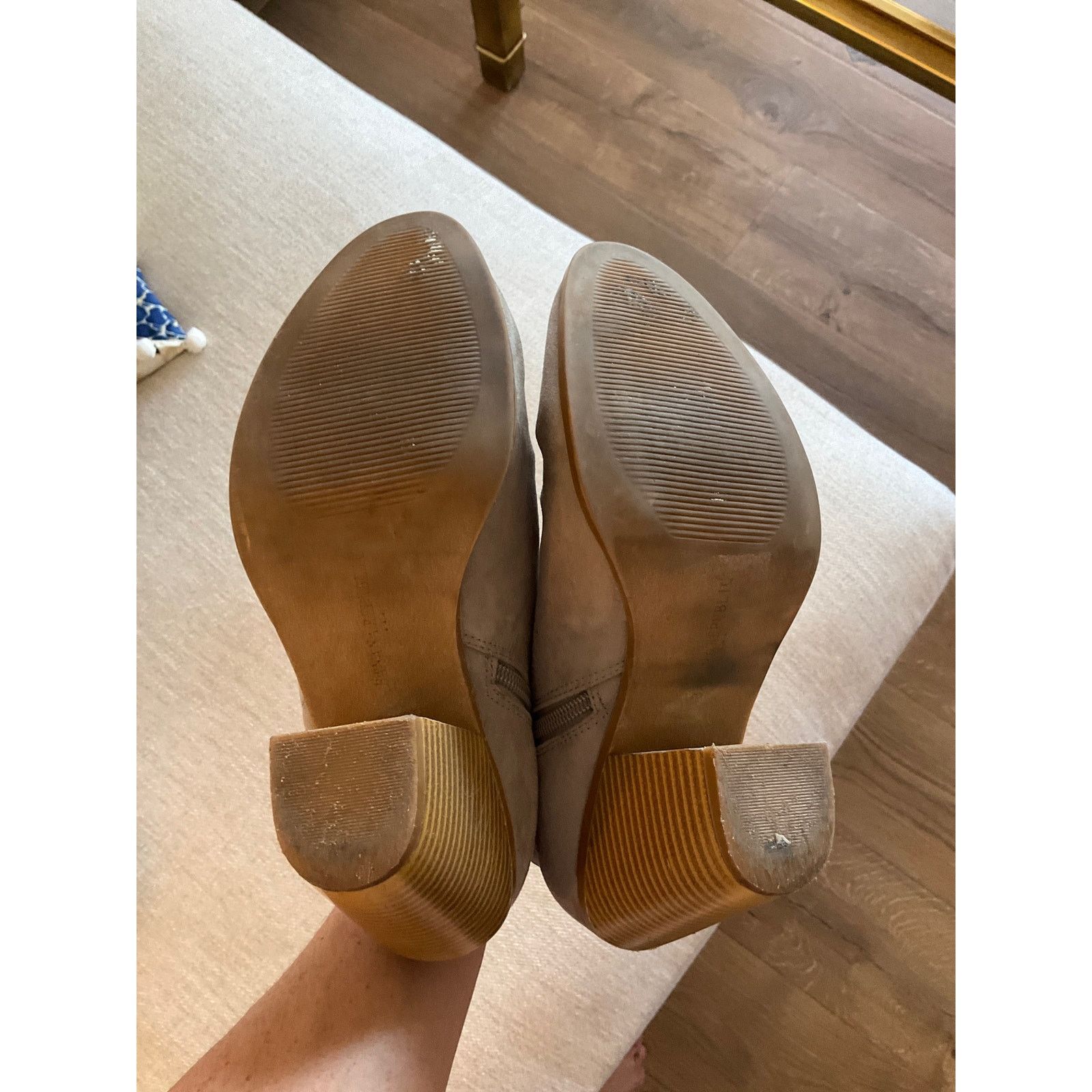Banana Republic Womens’ Banana Republic booties, 9 Size US 9 / IT 39 - 7 Thumbnail