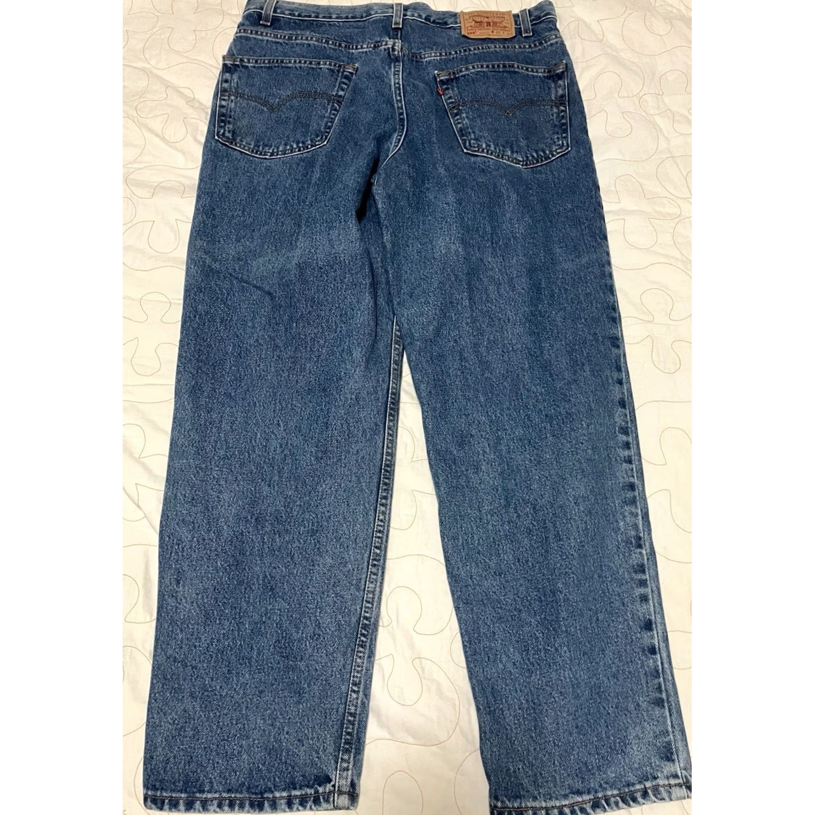Levi's VINTAGE Levi's 550 Jeans Mens 38x30 Relaxed Tapered 5-Pocket Denim Blue Distressed Logo USA 90s Red Tab Men's Jeans Size US 38 / EU 54 - 3 Thumbnail