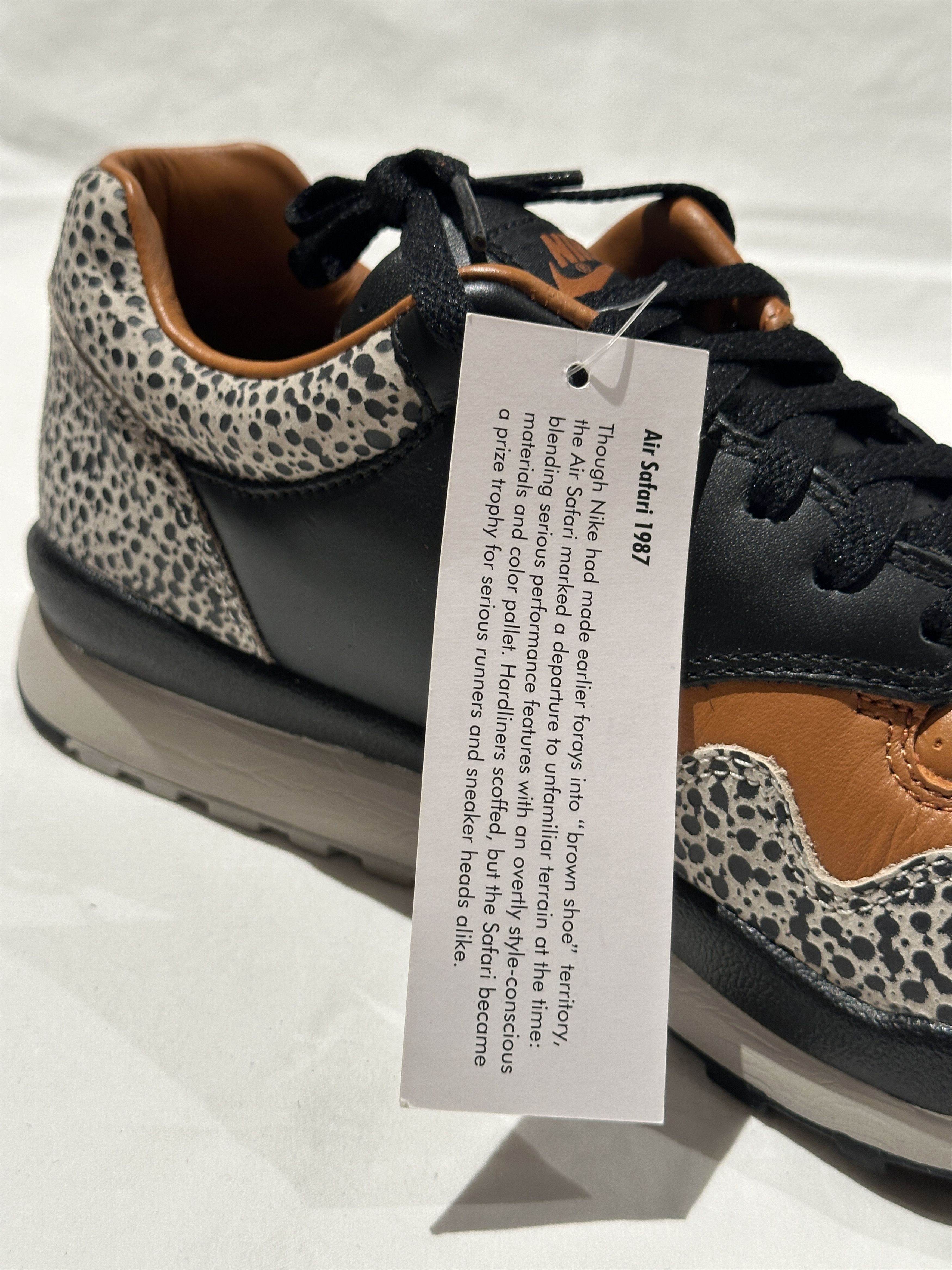 Nike BRAND NEW NIKE AIR SAFARI 1987 25th ANNIVERSARY SZ\10.5 Size US 10.5 / EU 43-44 - 2 Thumbnail