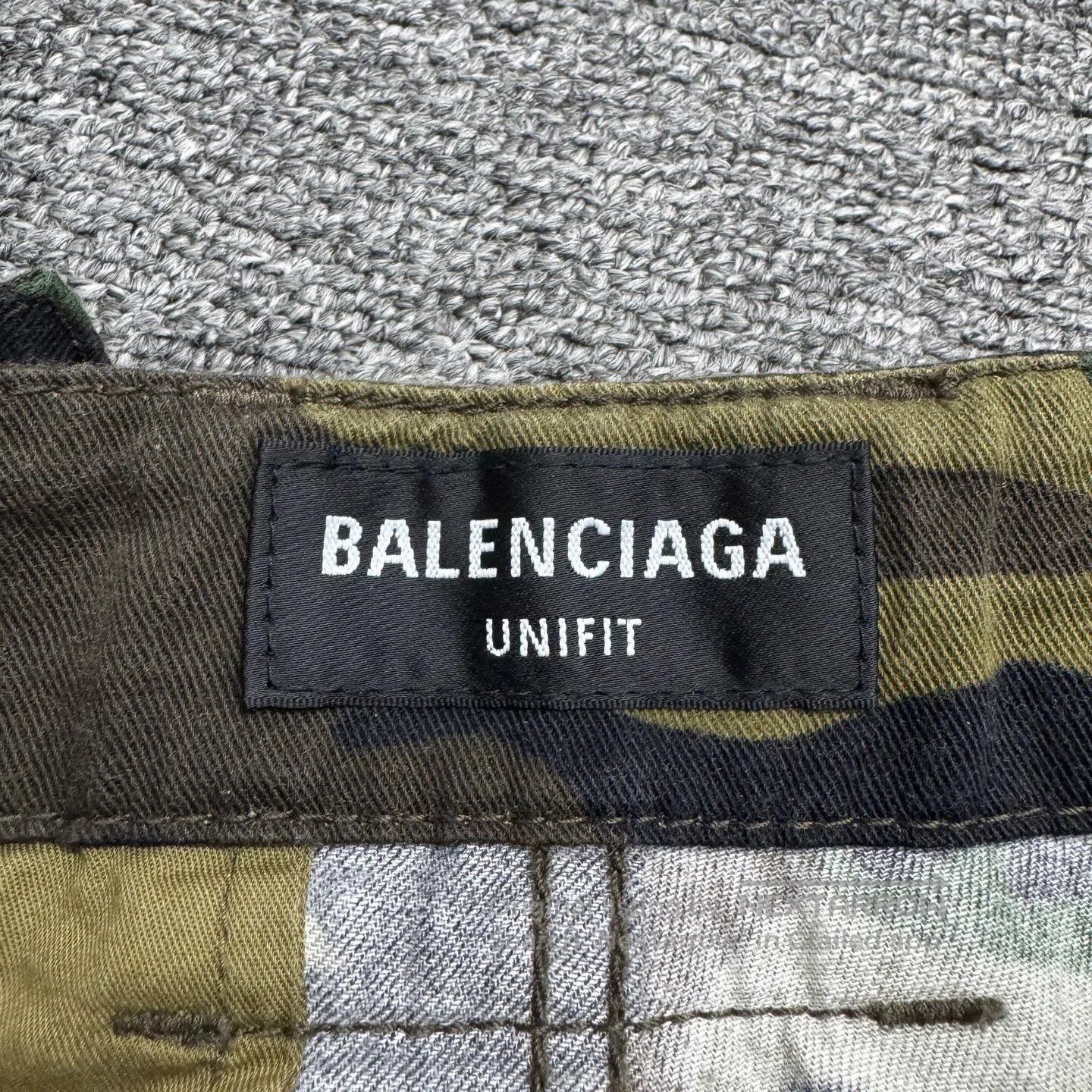Balenciaga Balenciaga sizeM Two-strapped jeans| Size US 32 / EU 48 - 3 Thumbnail