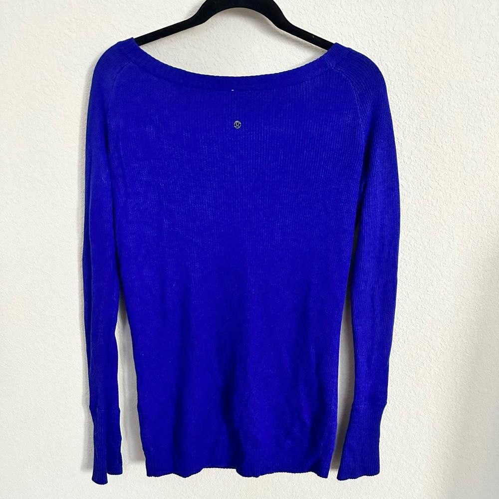 Lululemon Lululemon Chai Time II Reversible Knit Sweater Blue 8 Size M / US 6-8 / IT 42-44 - 5 Thumbnail