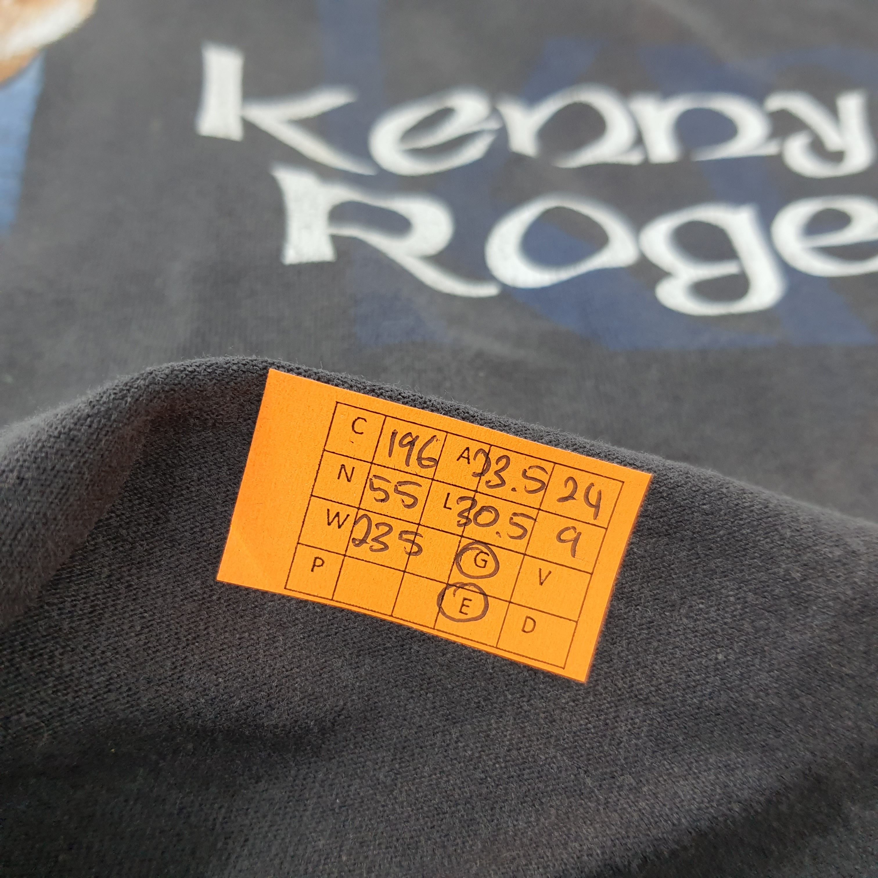 Vintage Vintage Kenny Rogers American Singer Tshirt Size US XL / EU 56 / 4 - 7 Thumbnail