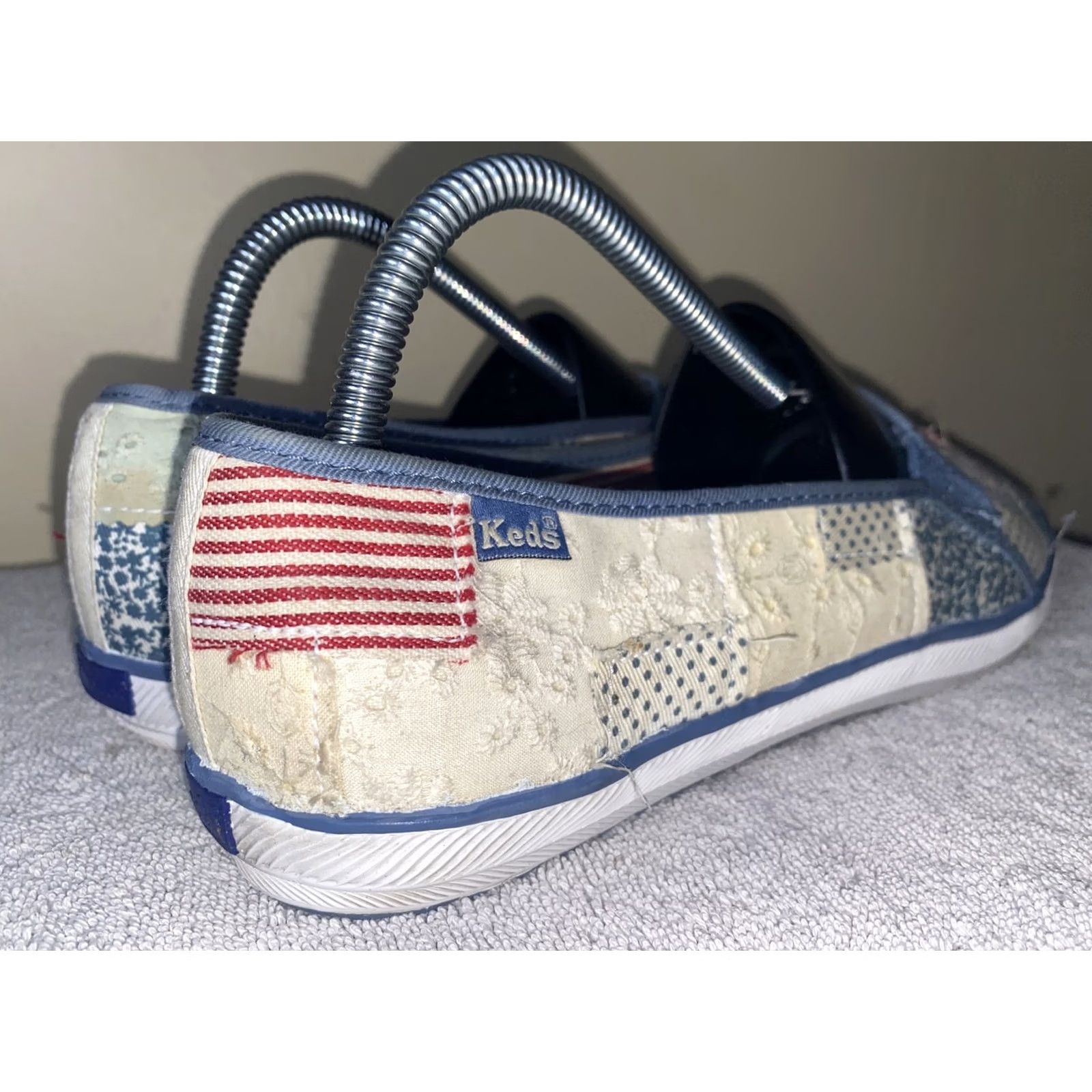 Keds Keds Lily Pulitzer American Flag Floral Slip On Sneakers Women 8.5 Blue Classic Preppy Limited Edition Comfort Fabric Upper Shoes Footwear Womens Size US 5 / IT 35 - 3 Thumbnail