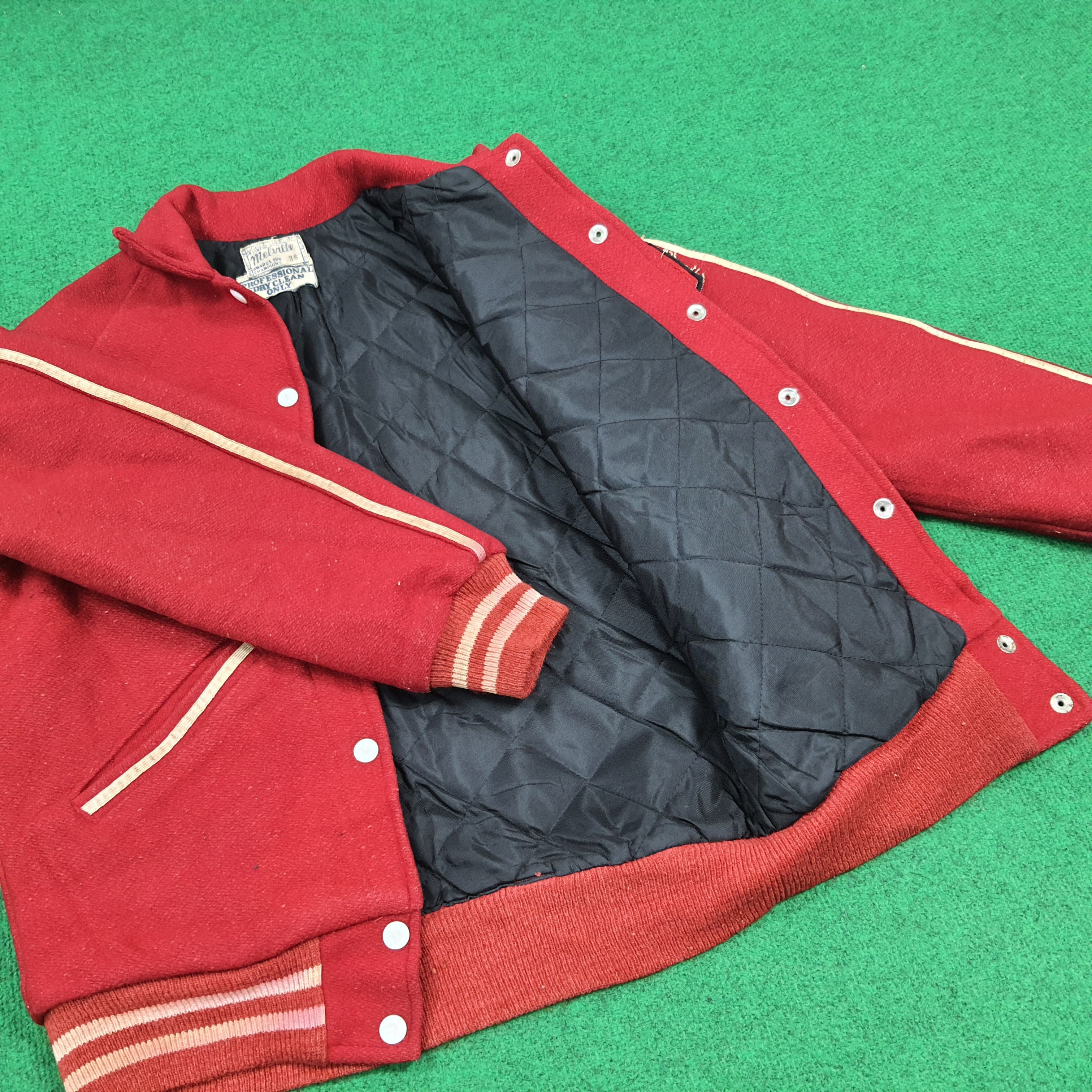 Vintage Vintage 70s Melville Letterman Jacket Red Wool Jacket C304N8 Size US S / EU 44-46 / 1 - 7 Thumbnail