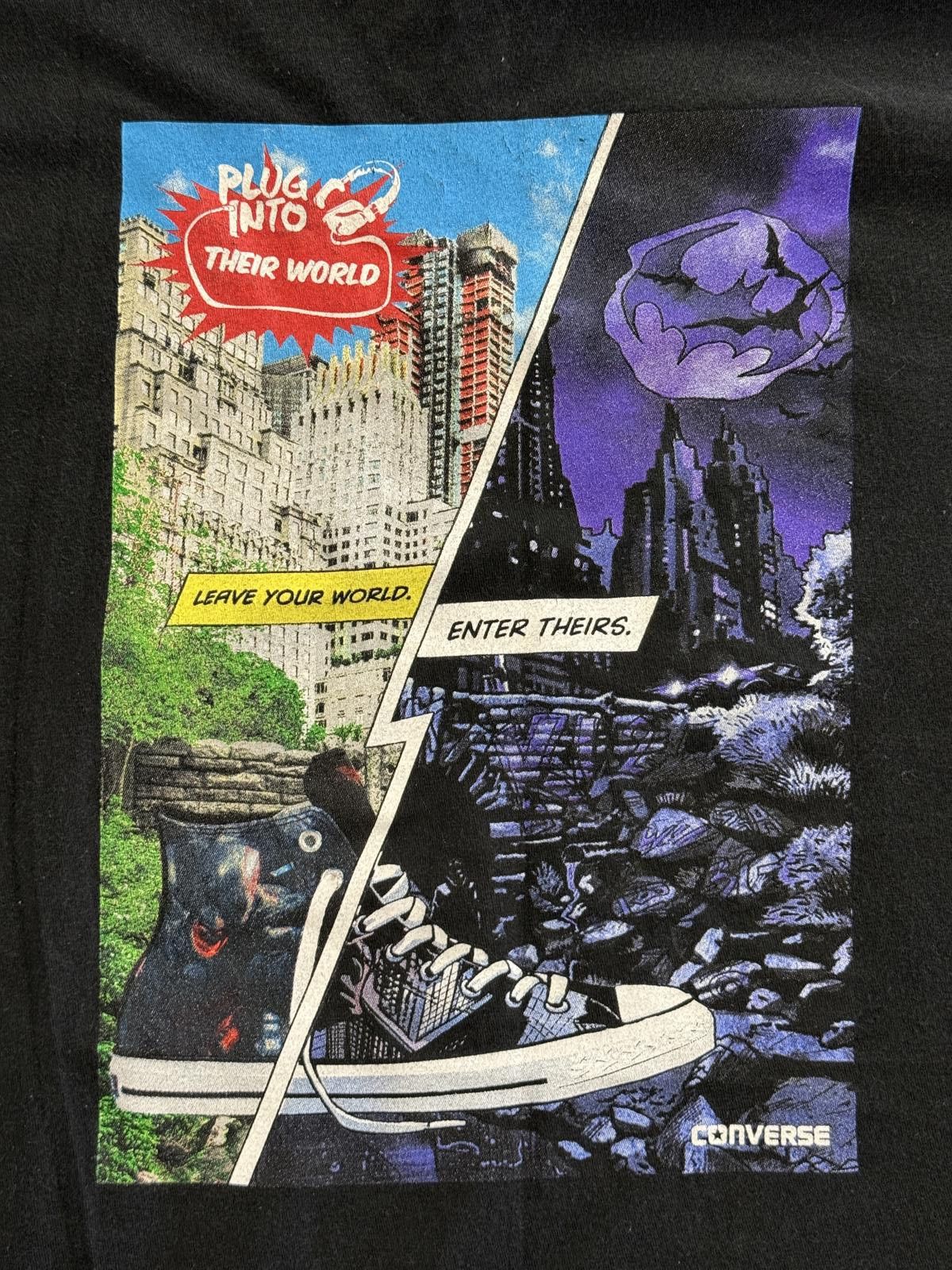 Hanes Journeys Converse Dark Knight Rises Batman Signal T-shirt Size US L / EU 52-54 / 3 - 1 Thumbnail