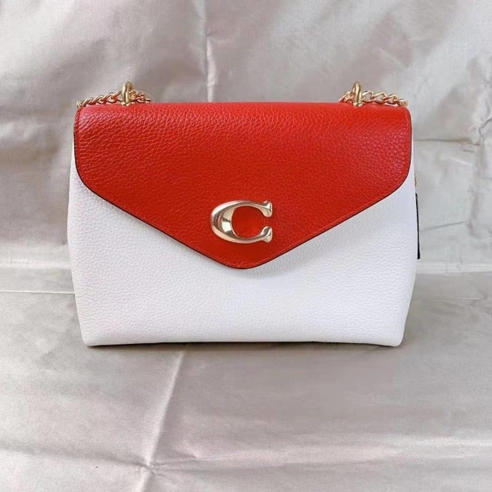 Coach Coach C6786 Tammie Shoulder Bag Colorblock Chalk Red Size ONE SIZE - 1 Thumbnail
