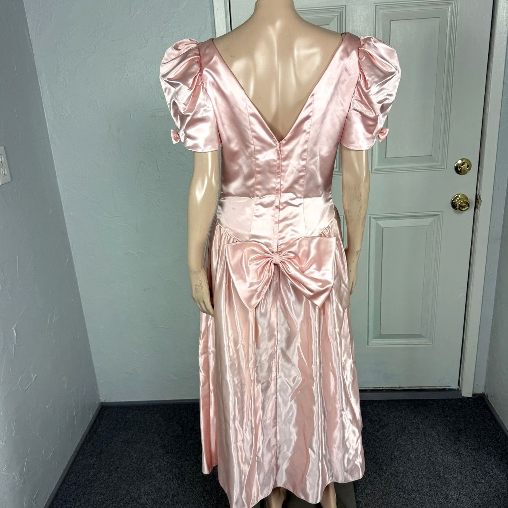 Vintage VINTAGE 80s 90's Women Dress Formal Satin Bow Puff Sleeve Long Pink Office Party Ball Gown Womens S Short Sleeve Round Neck Zip Size S / US 4 / IT 40 - 2 Thumbnail