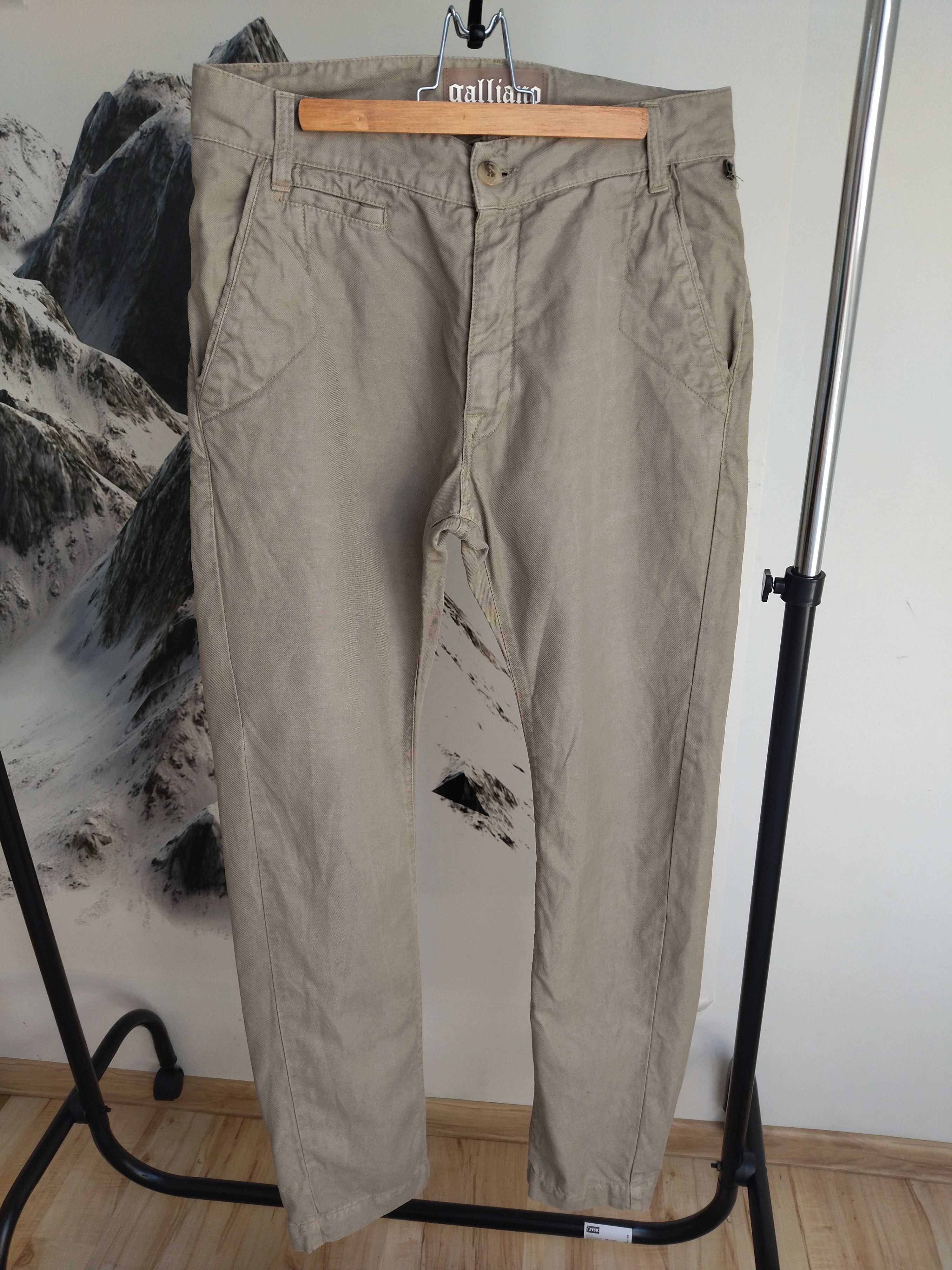 image of Lniane Spodnie Galliano Z Nadrukiem Gazety in Beige, Men's (Size 26)