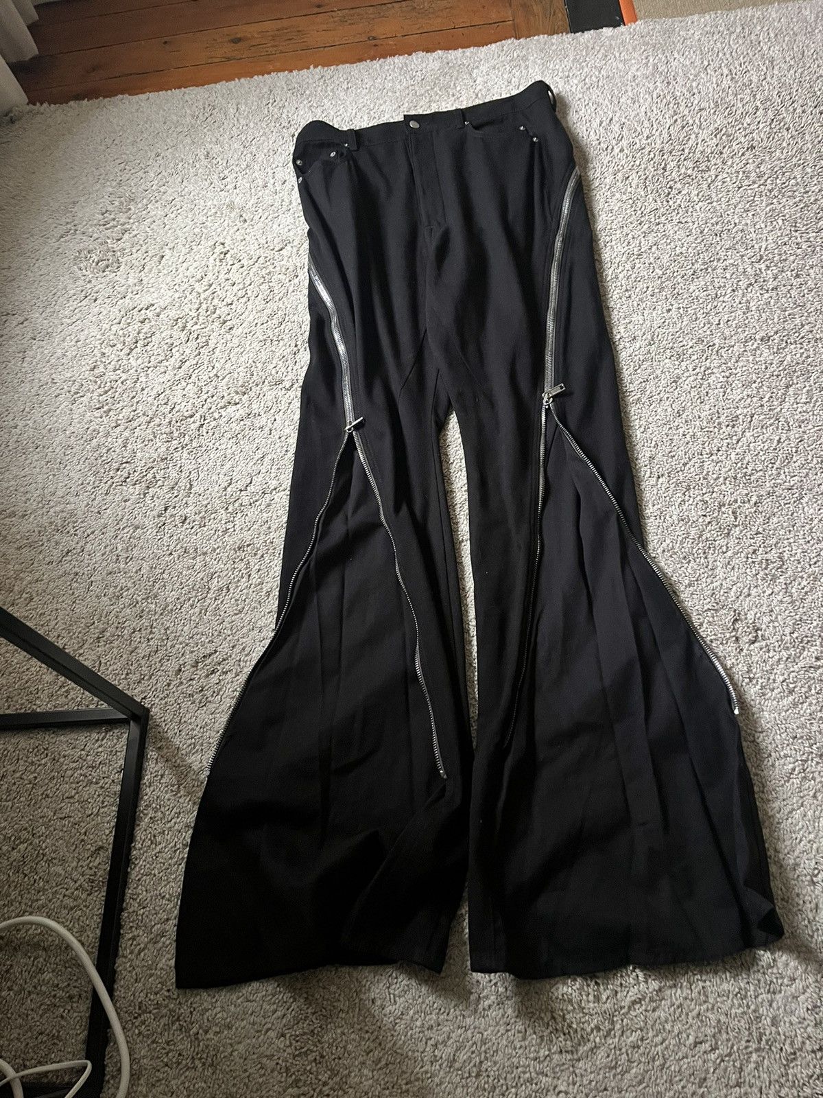 Rick Owens Rick Owens bolan banana cut Size US 32 / EU 48 - 1 Thumbnail